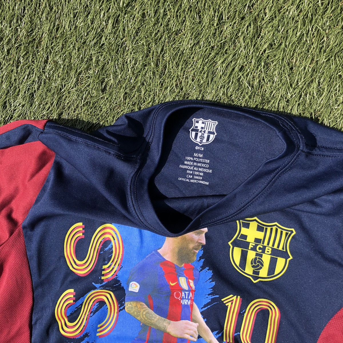 Other FC Barcelona Leo Messi graphic tee shirt Size US XS / EU 42 / 0 - 4 Thumbnail