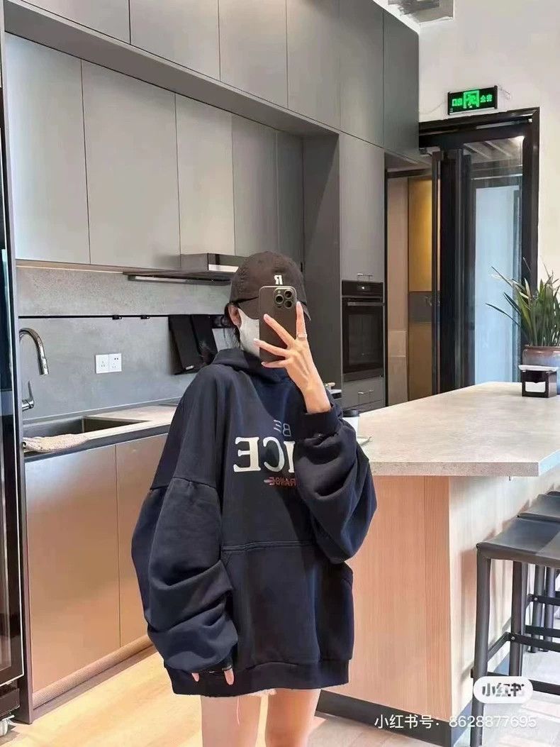 Balenciaga Balenciaga Vintage Distressed Hooded Sweatshirt, Brand New Size US L / EU 52-54 / 3 - 6 Thumbnail