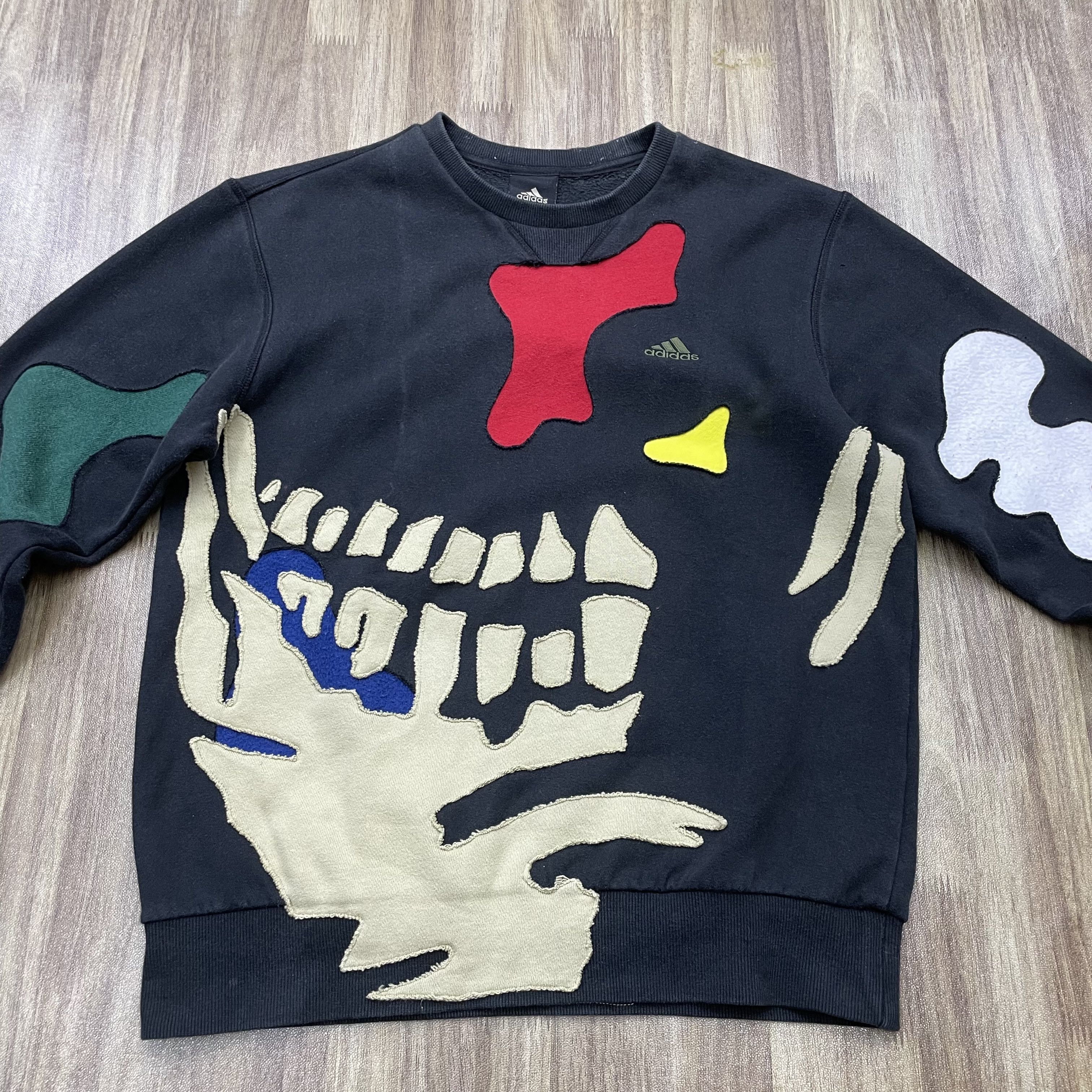 Vintage Vintage Adidas Custom Patchwork Skeleton Graphic Sweatshirt Size US S / EU 44-46 / 1 - 2 Thumbnail