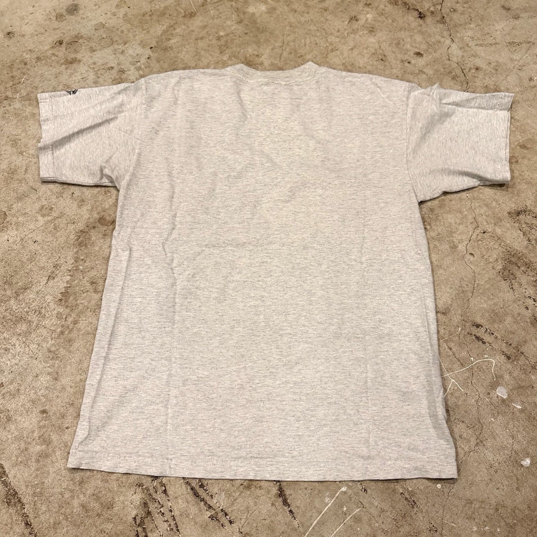 Vintage VINTAGE Warner Bros Looney Tunes T-Shirt Gray L 1990s Cartoon Graphic Tee Mens Size US L / EU 52-54 / 3 - 3 Thumbnail