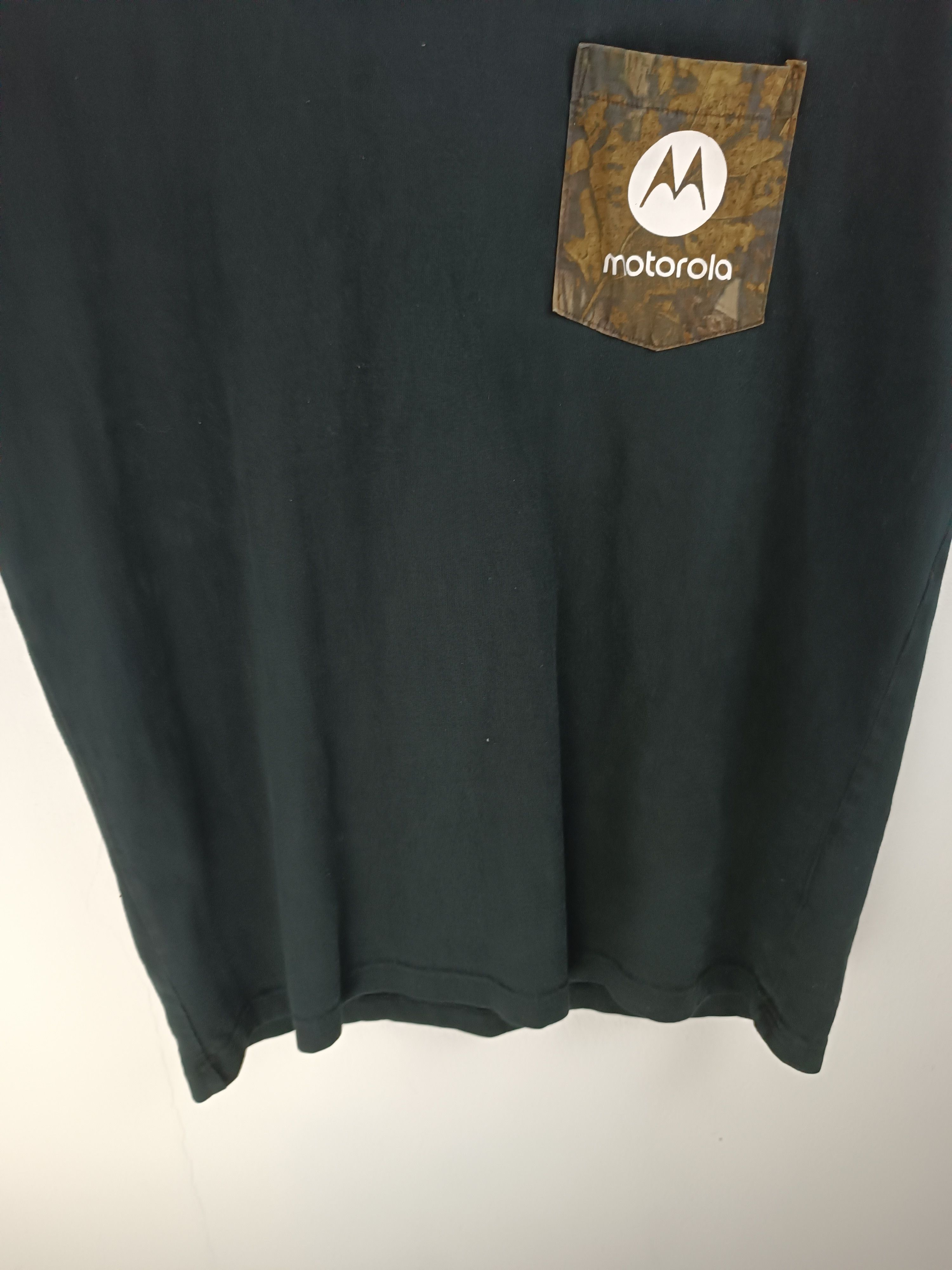 Motorola VINTAGE 2000'S MOTOROLA HELLOMOTO POCKET CAMO TEE Size US L / EU 52-54 / 3 - 6 Thumbnail