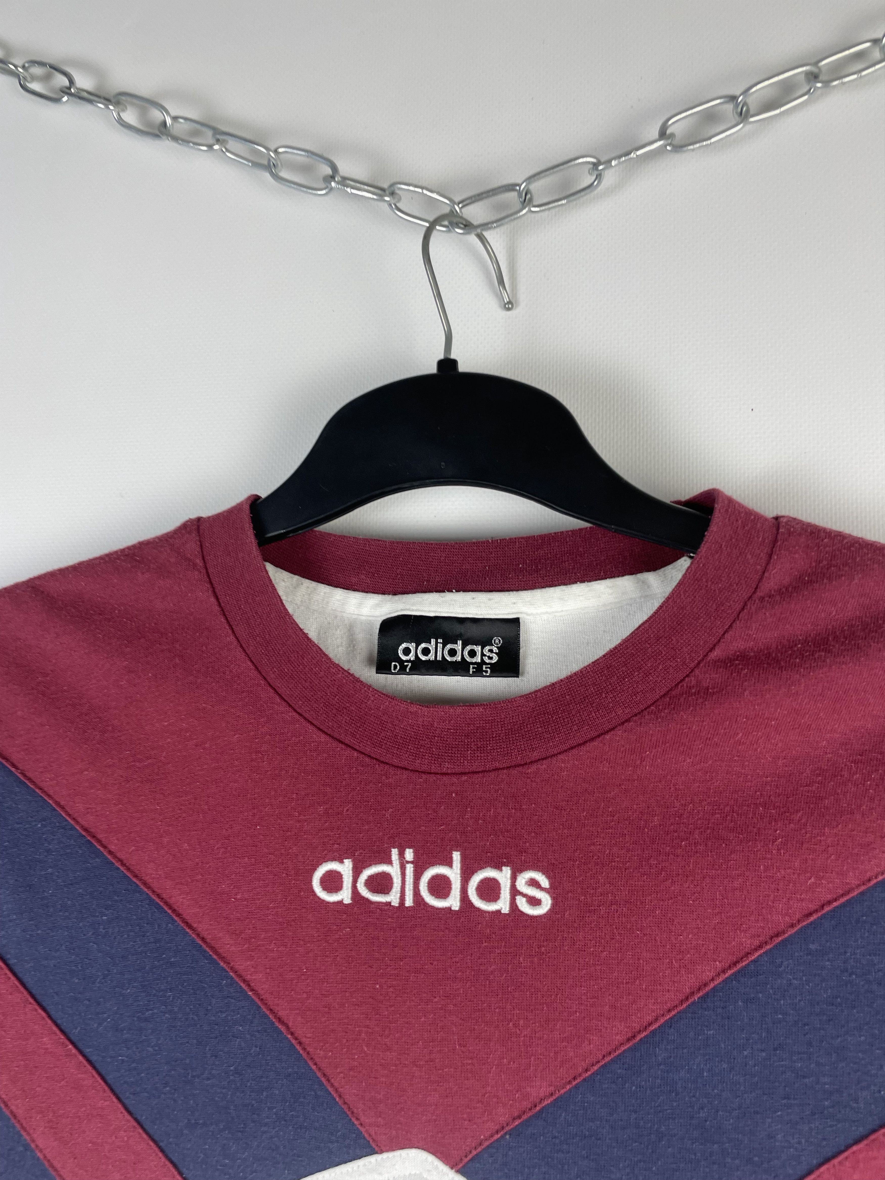 Adidas Vintage 90s Adidas Tee Size US L / EU 52-54 / 3 - 4 Thumbnail