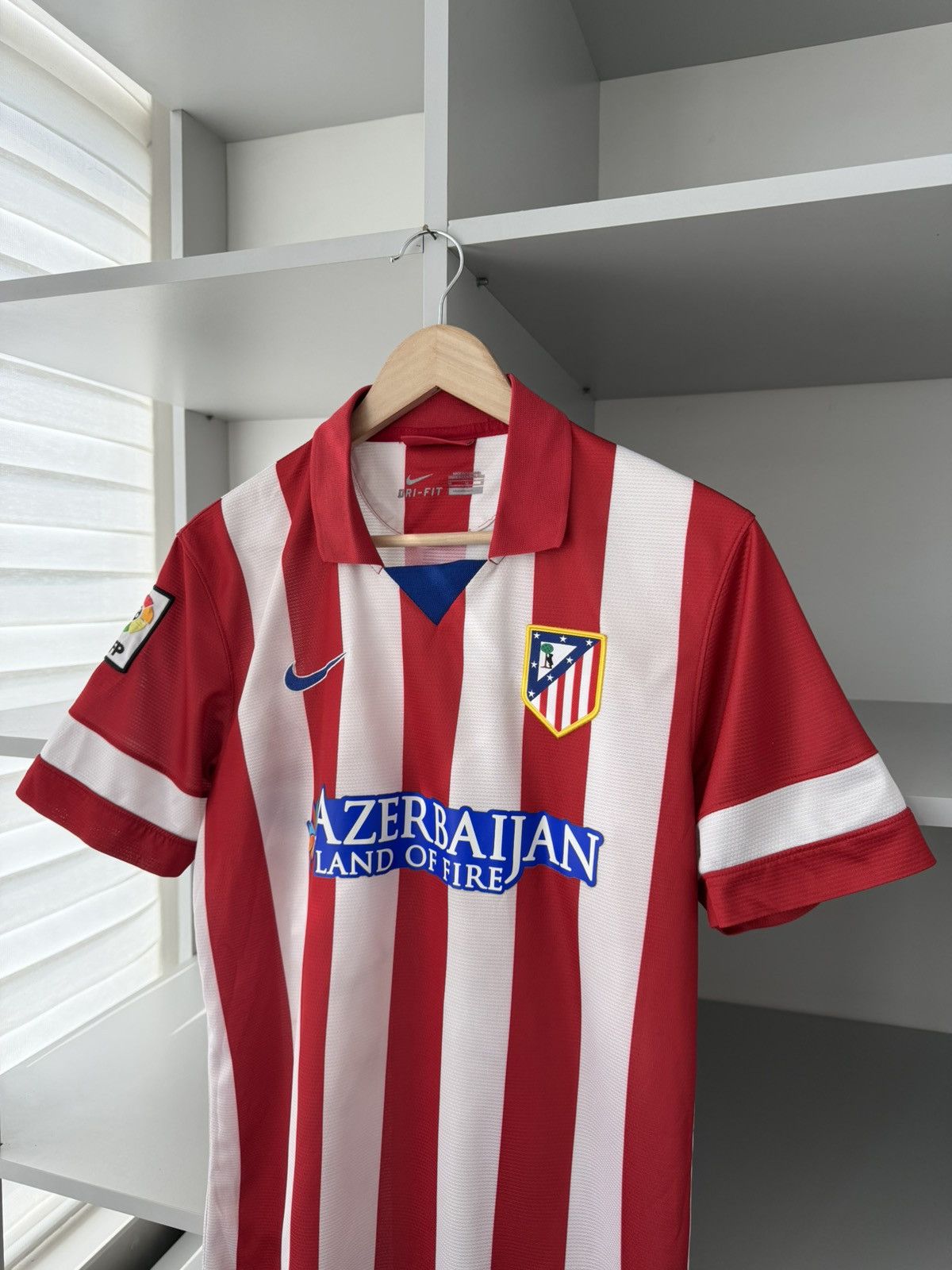 Nike Nike Atletico Madrid 2013 2014 Home Jersey Size US M / EU 48-50 / 2 - 3 Thumbnail