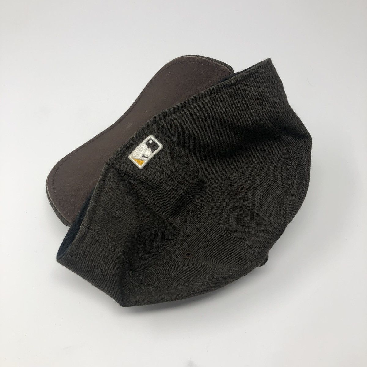 MLB × New Era New Era San Diego Padres MLB Fitted Hat Size 7 3/8 Size ONE SIZE - 5 Thumbnail