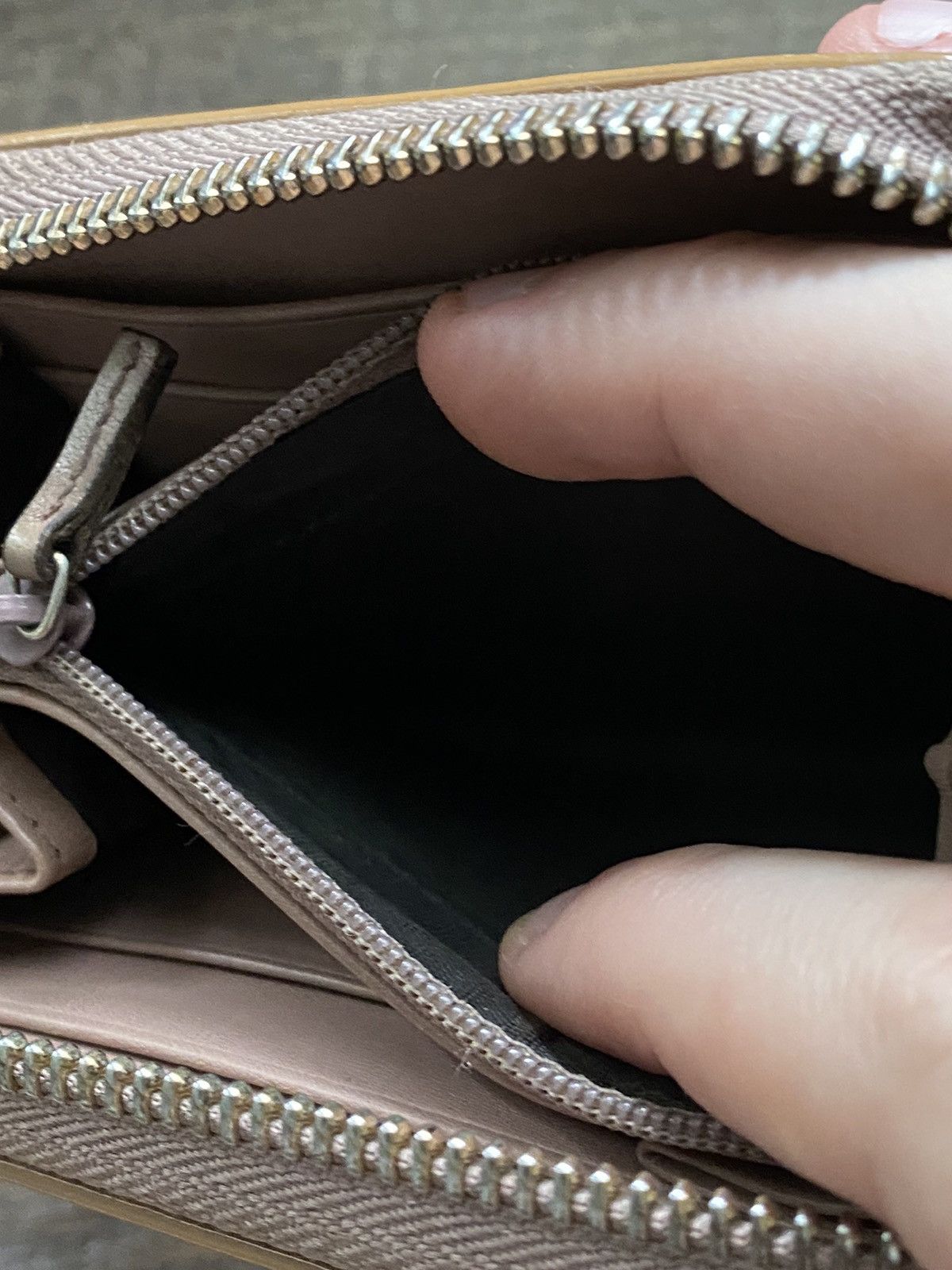 Gucci GG Soho Disco zippy wallet