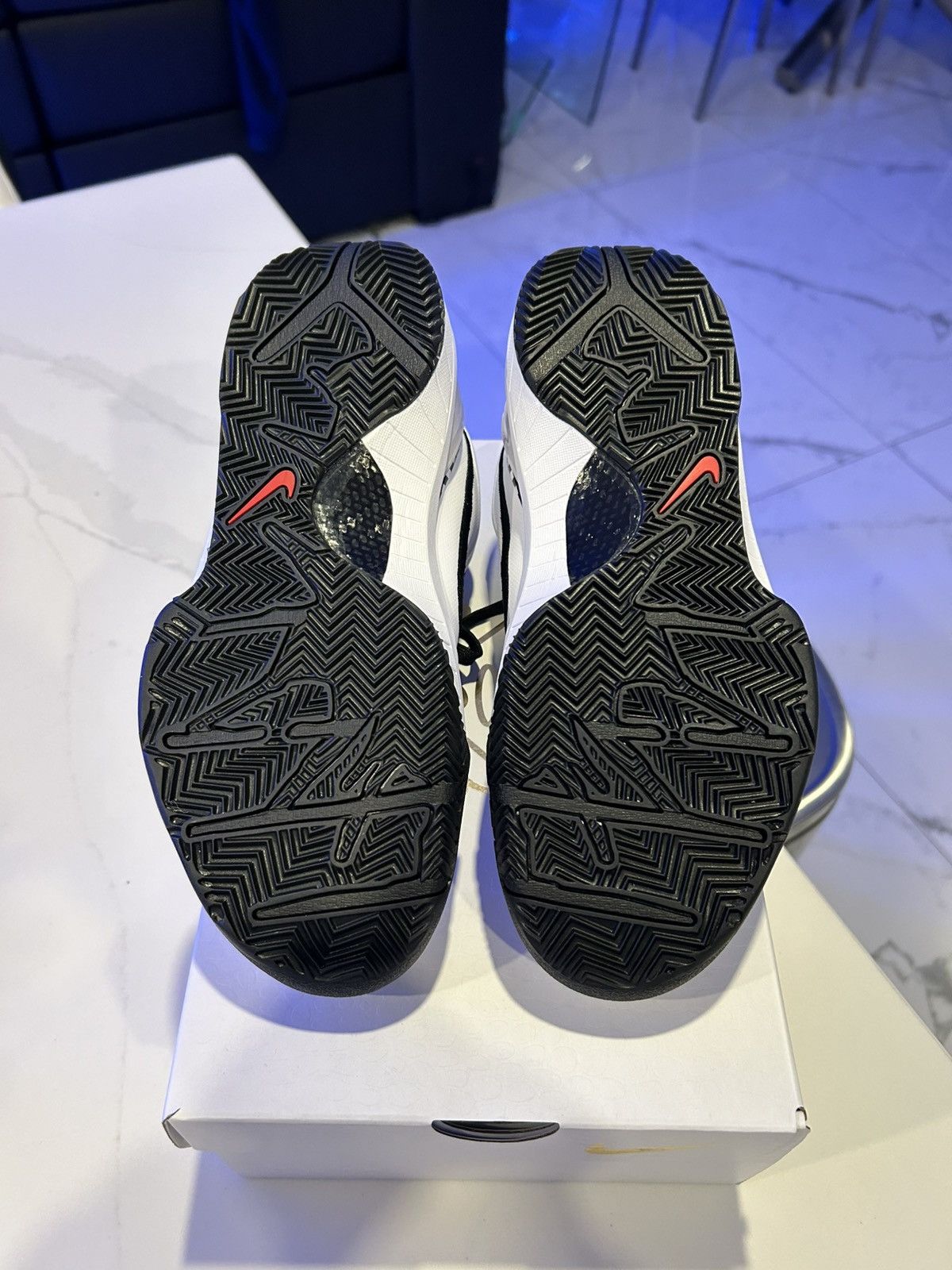 Nike Kobe 4 protro mambacita Gigi Size US 7 / EU 40 - 5 Thumbnail