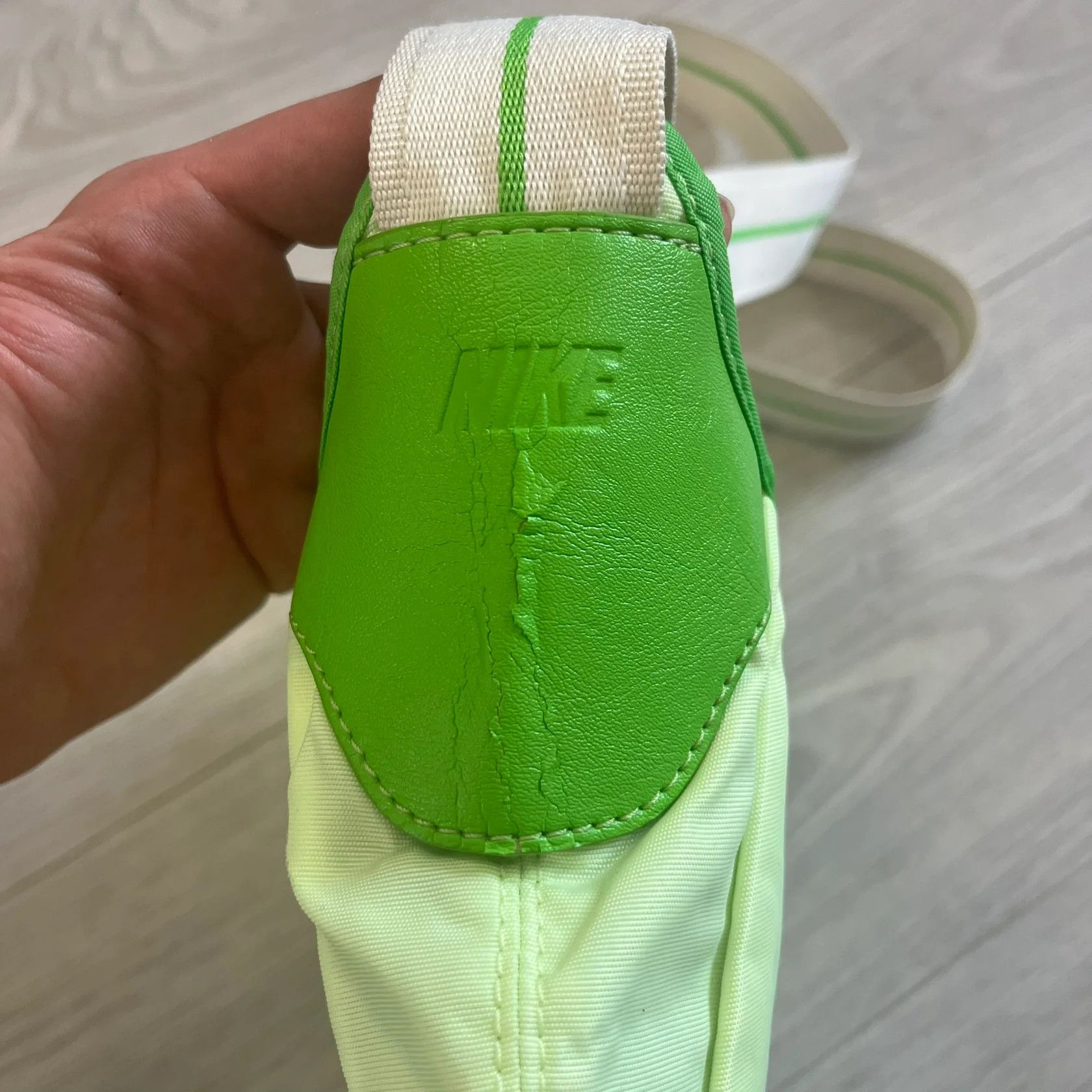 Nike vintage nike nylon sling bag green Size ONE SIZE - 6 Thumbnail