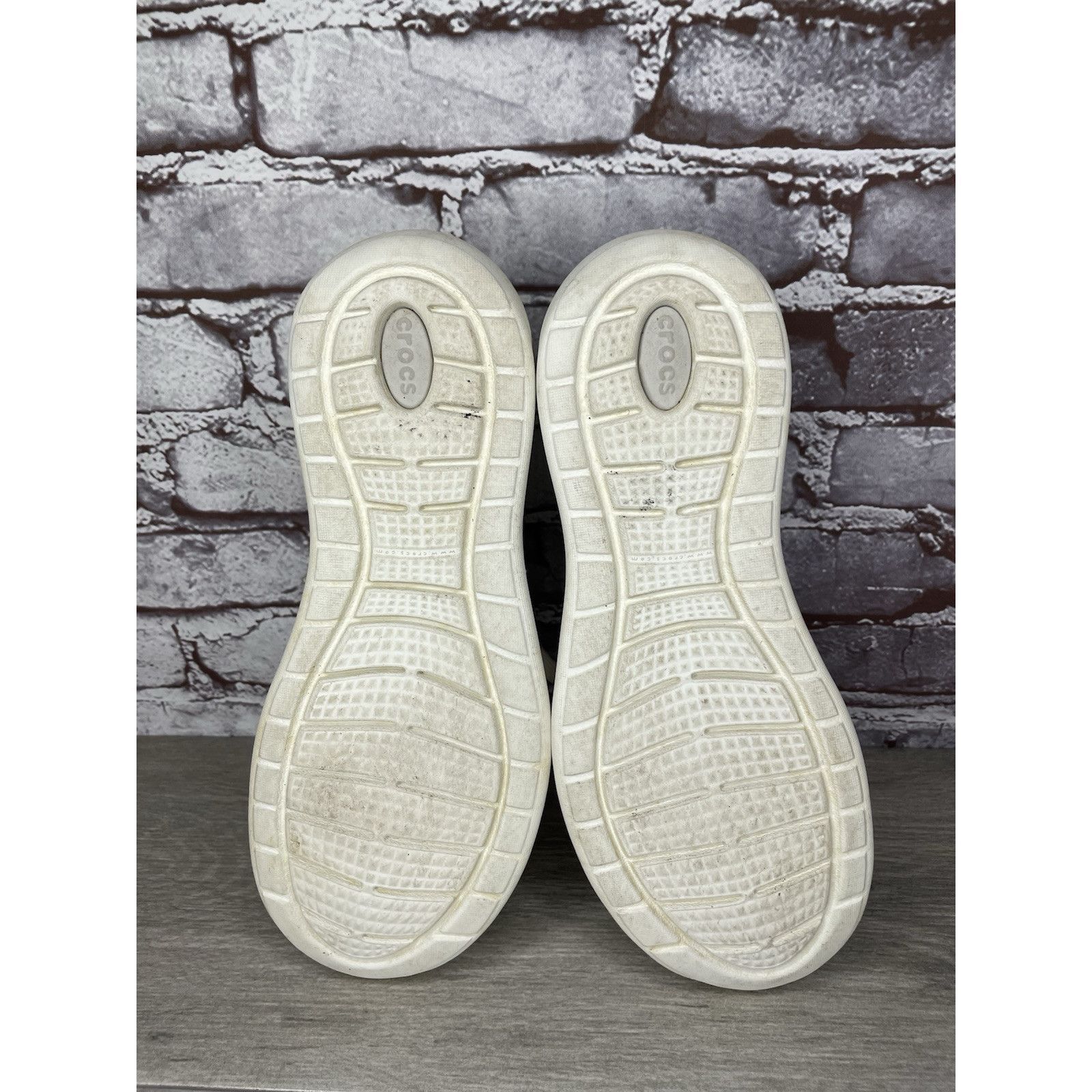 Crocs Crocs LiteRide Pacer Sneakers Shoes Women’s 11 Waterproof Pe Size US 11 / IT 41 - 20 Thumbnail