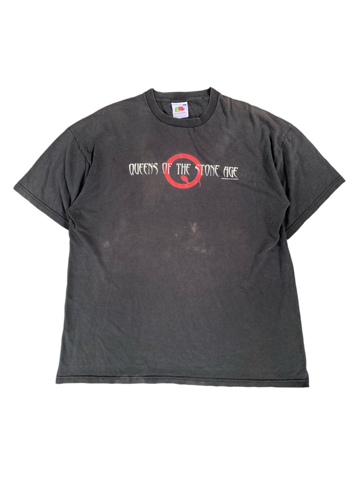 Band Tees × Vintage Vintage 2000s Queens Of The Stone Age Faded Tee Size US L / EU 52-54 / 3 - 1 Thumbnail