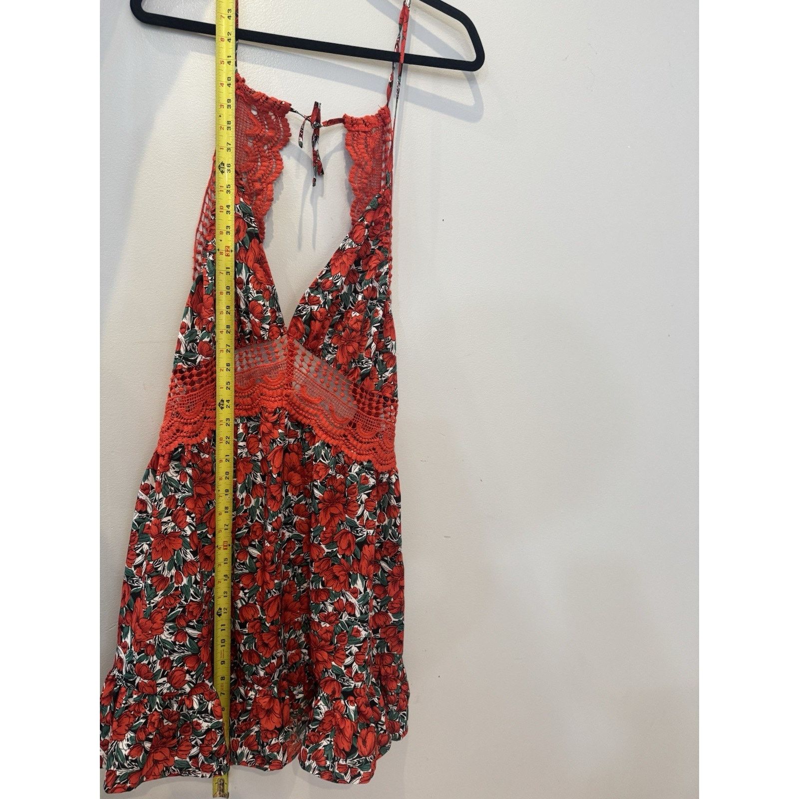 Other Women Red Floral Crochet Lace Halter Backless Mini Sundress Size XL / US 12-14 / IT 48-50 - 3 Thumbnail