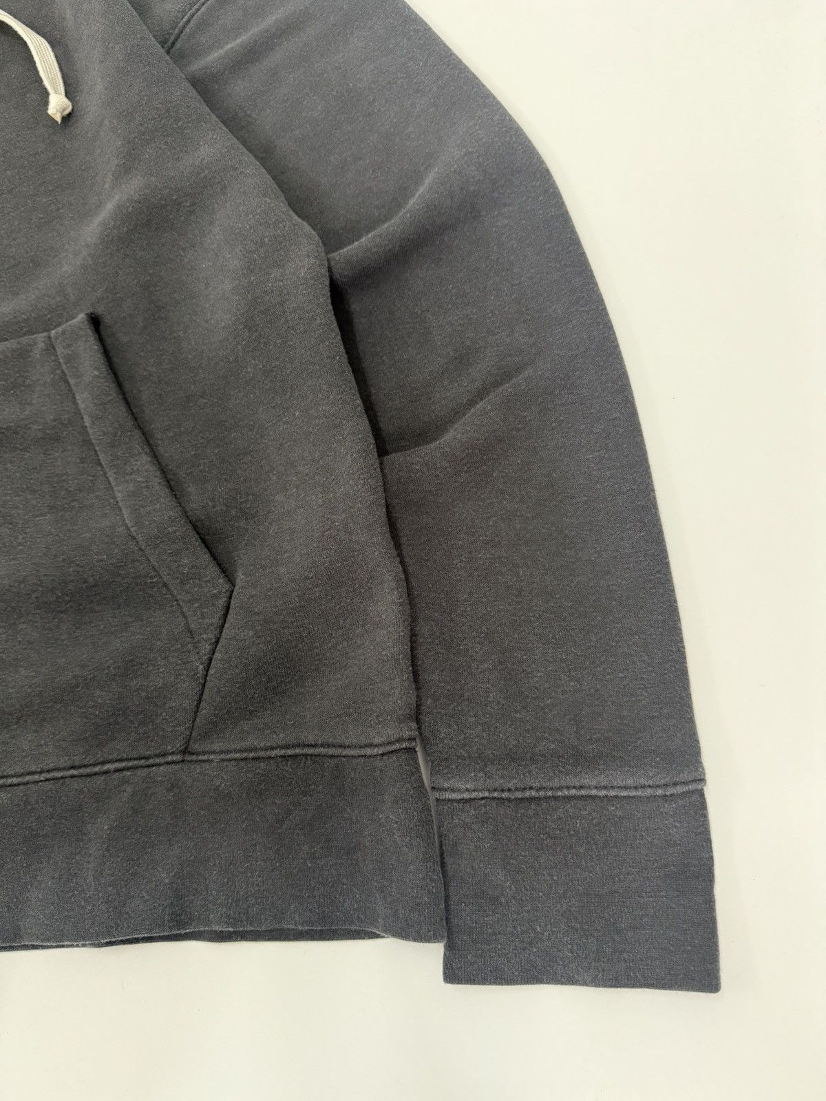 Nike 🔥 Y2K Nike Centre Logo Faded Black Sweat Hoodie - L Size US M / EU 48-50 / 2 - 2 Thumbnail