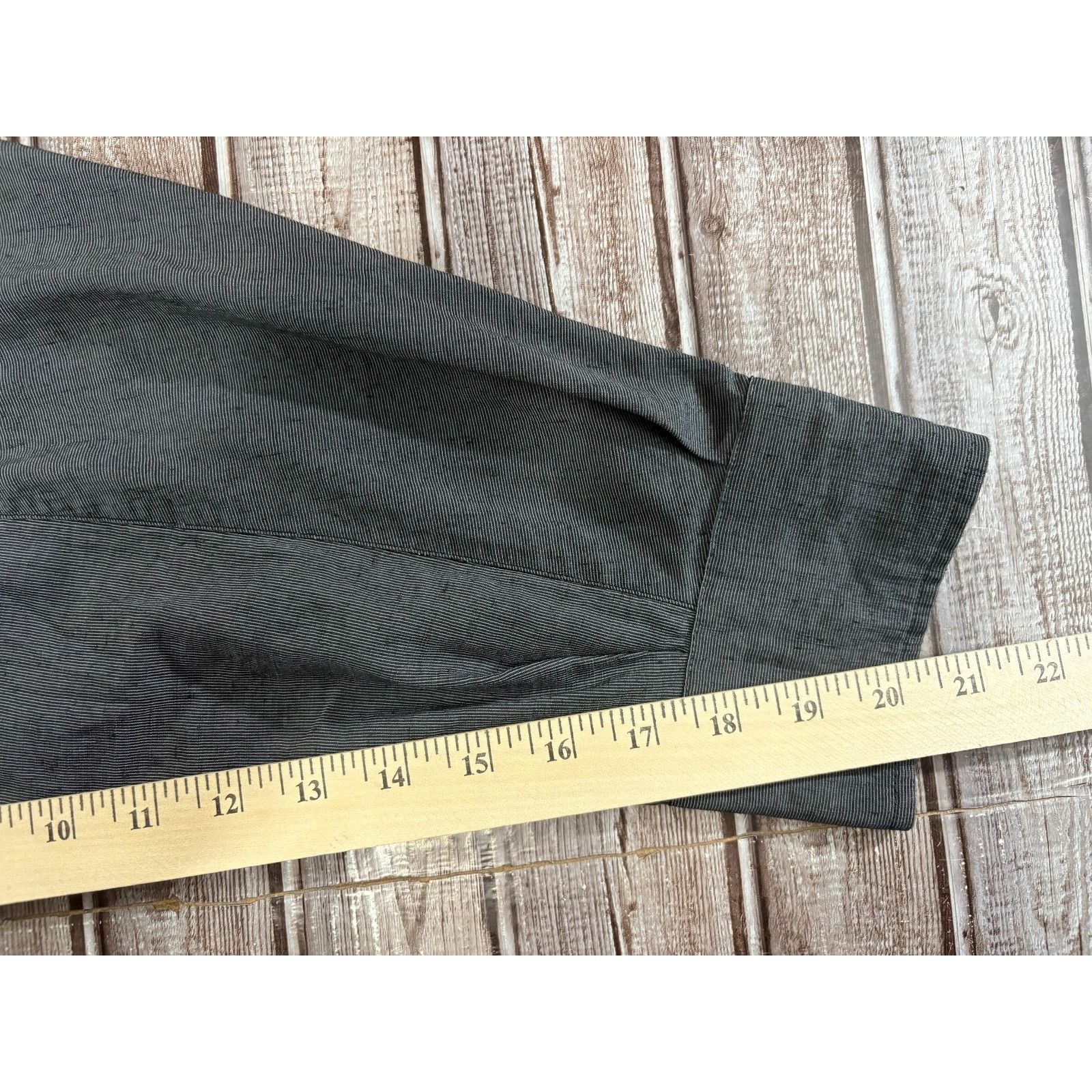 Outlier OUTLIER Injex Raglan crop raw cut Shirt jac size 2XL color g Size US XXL / EU 58 / 5 - 5 Thumbnail