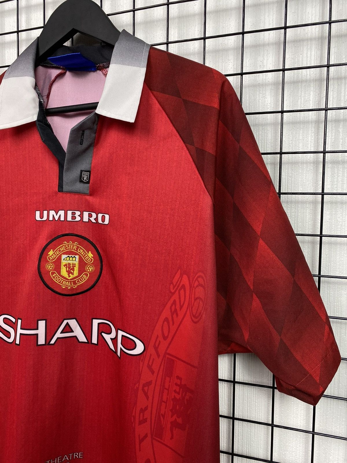 Umbro × Vintage Vintage Umbro Manchester United 1996-98 Soccer Jersey Sharp Size US XL / EU 56 / 4 - 3 Thumbnail