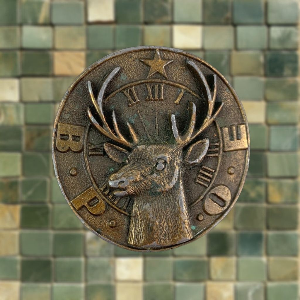 Vintage VINTAGE BPOE Elk's Club 1976 Hand Cast 3D Metal Belt Buckle RMC Mens Western Buckle Metal Size ONE SIZE - 1 Thumbnail