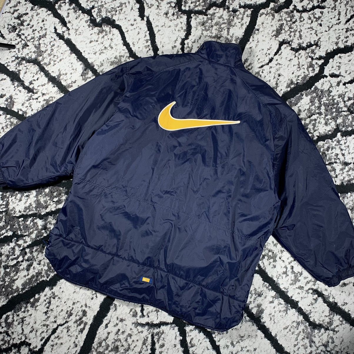 Nike × Vintage VINTAGE 90S NIKE CENTER SWOOSH SPELLOUT BIG LOGO JACKET Size US XL / EU 56 / 4 - 2 Thumbnail
