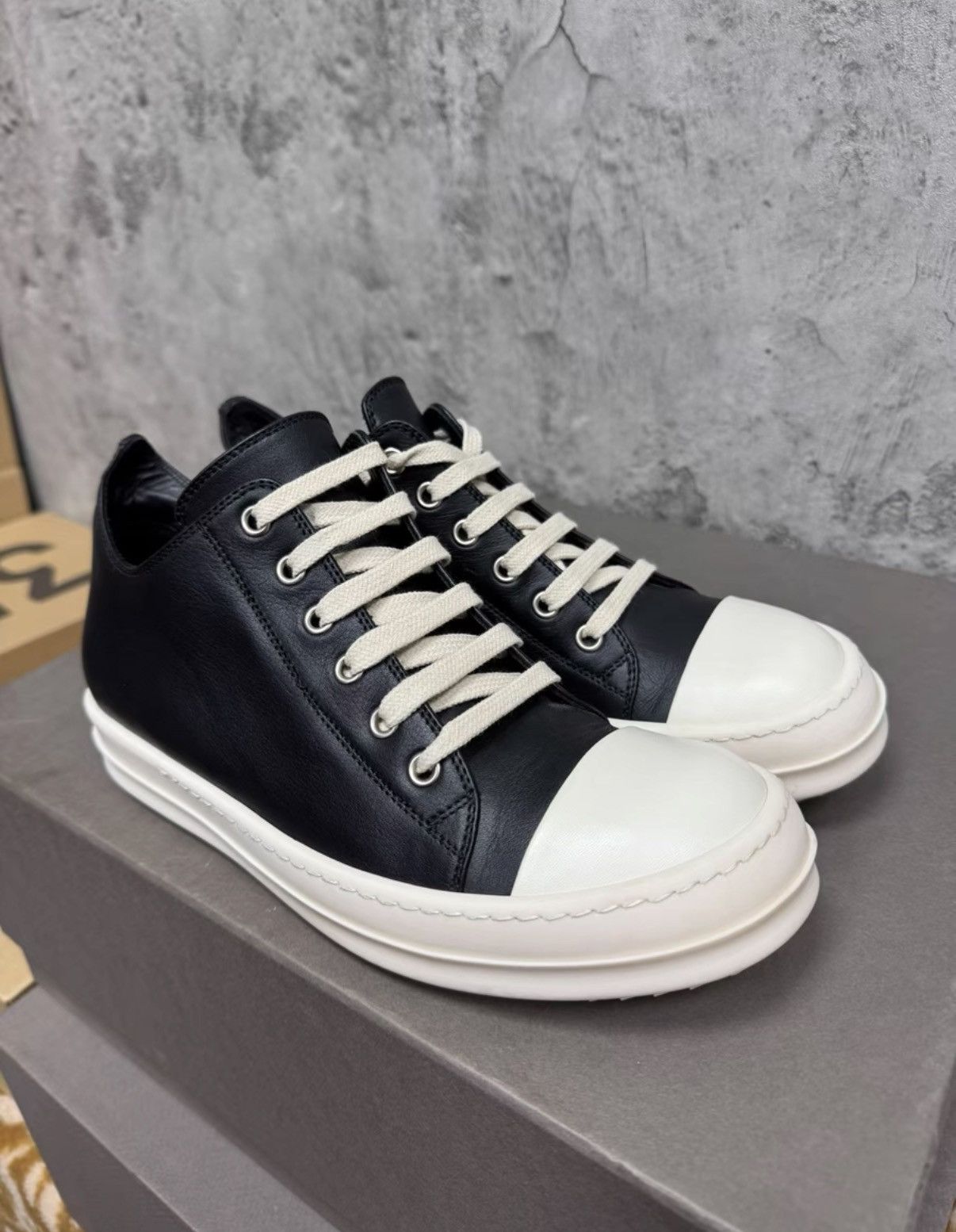 Rick Owens Rick Owens RO Main Line Leather Low Tops K37 Size US 8 / IT 38 - 1 Thumbnail