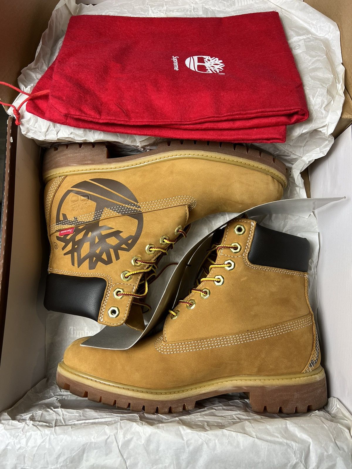 Supreme × Timberland Supreme x Timberland Size US 8 / EU 41 - 3 Thumbnail