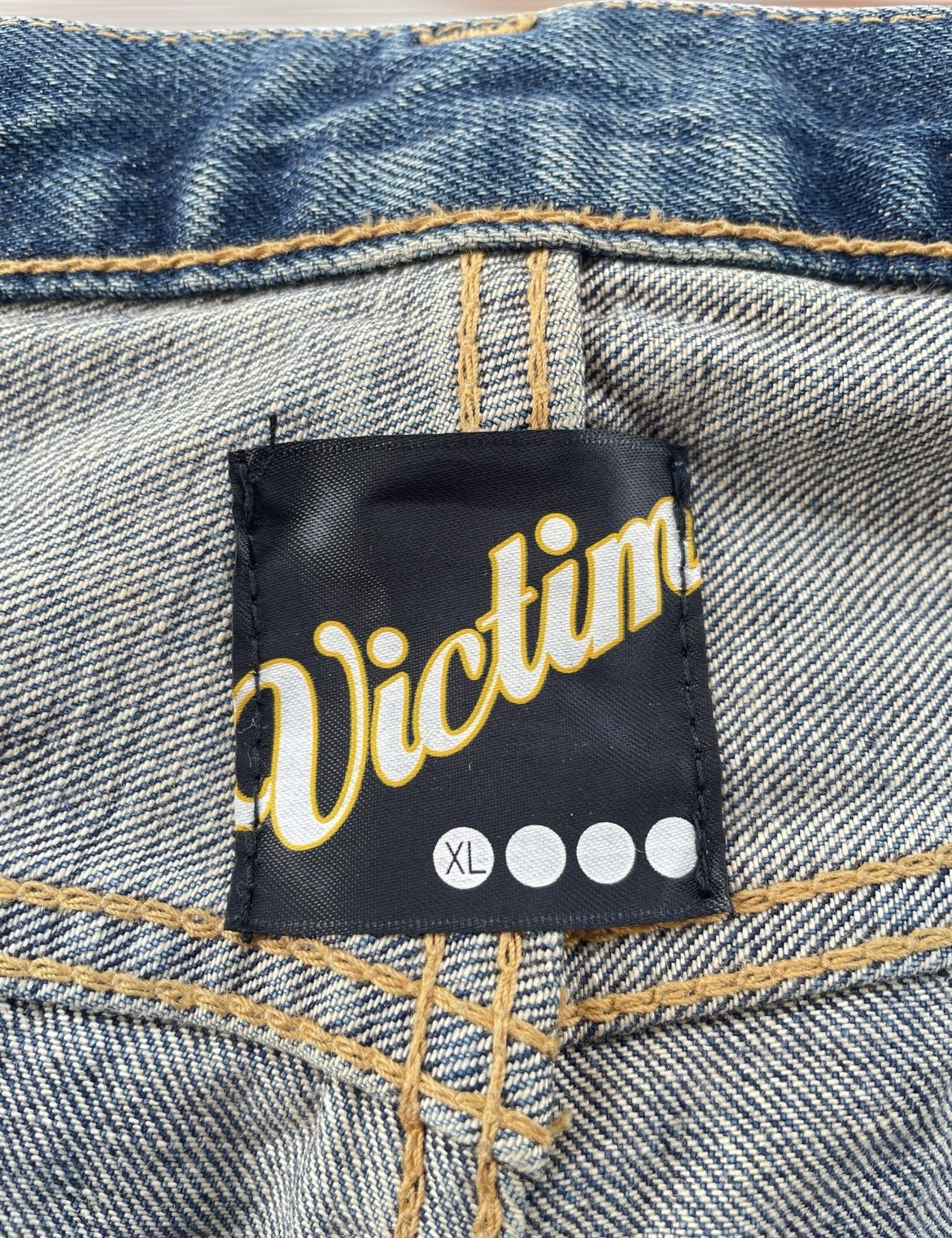 Designer × Fashion Victim × Japanese Brand VICTIM JAPAN DISTRESSED JEANS Size US 37 - 13 Thumbnail