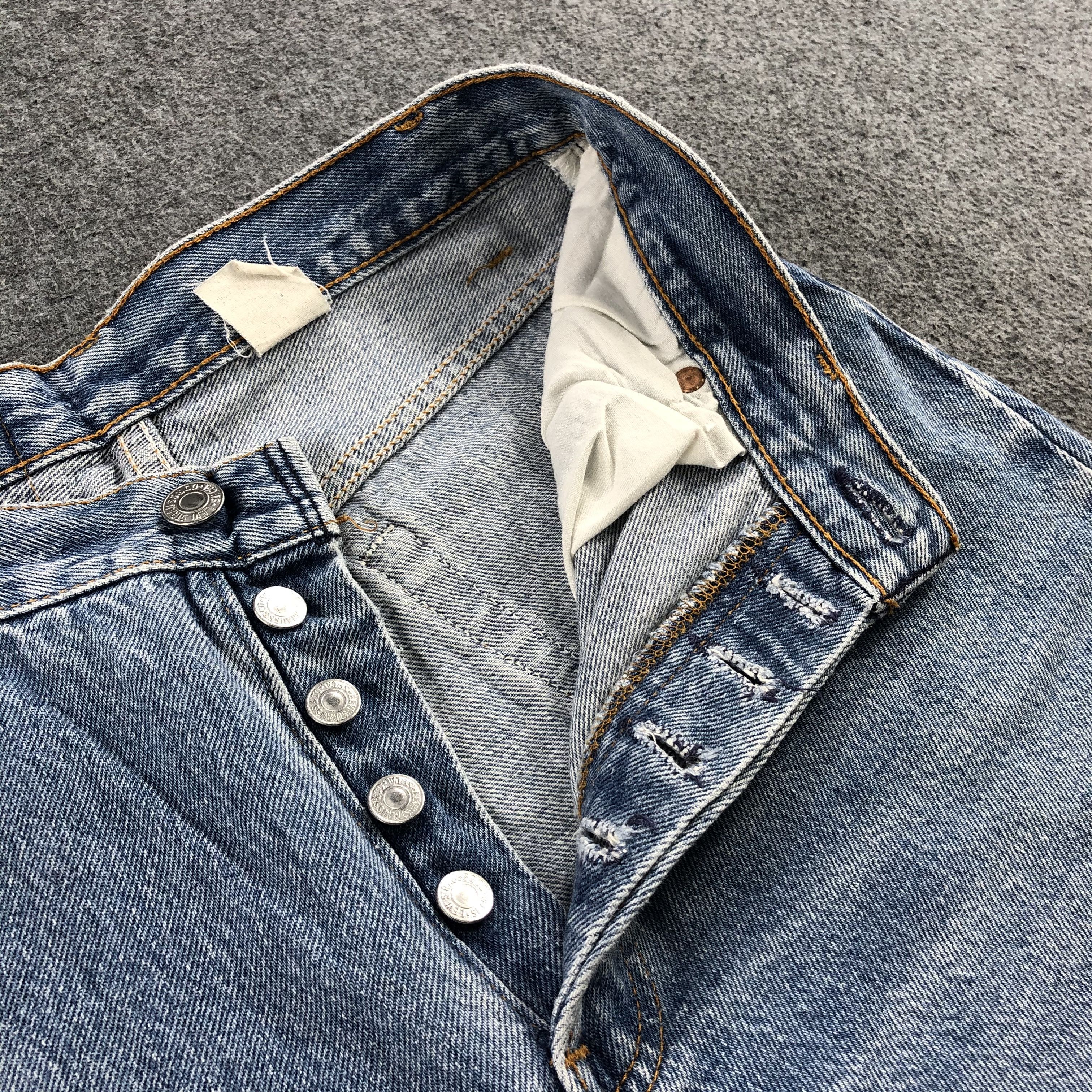 Levi's 90s Vintage Blue Wash Levis 501 Jeans-J1738 Size US 28 / EU 44 - 9 Thumbnail