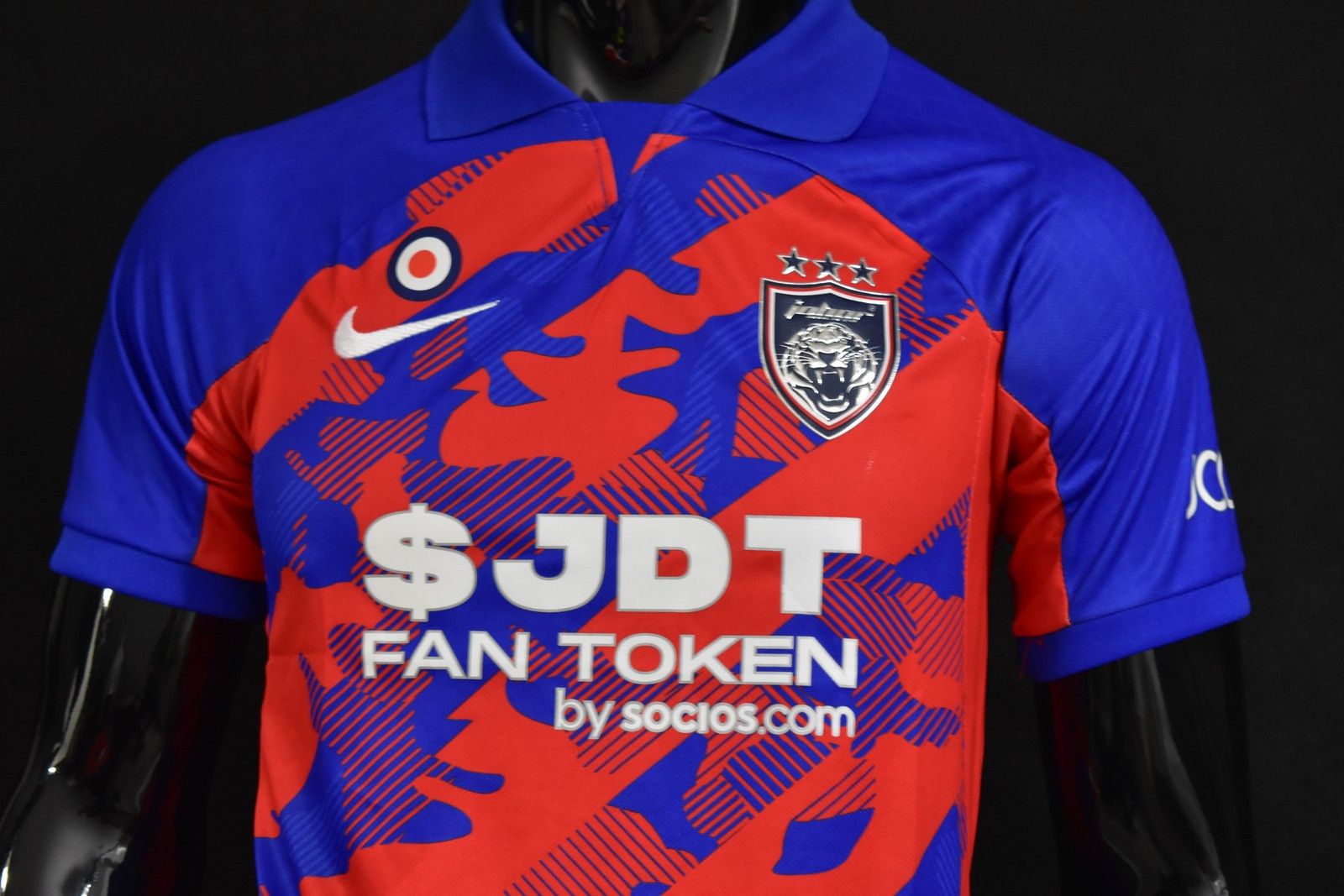 Nike Nike Johor Darul Takzim FC Polo Jersey Shirt S adults Size US S / EU 44-46 / 1 - 2 Thumbnail