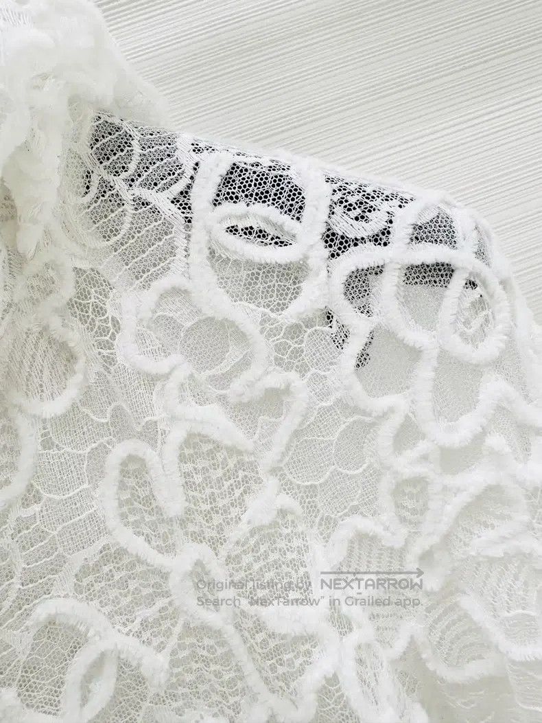 Chanel Chanel 25B white lace hooded jacket Size XS / US 0-2 / IT 36-38 - 4 Thumbnail