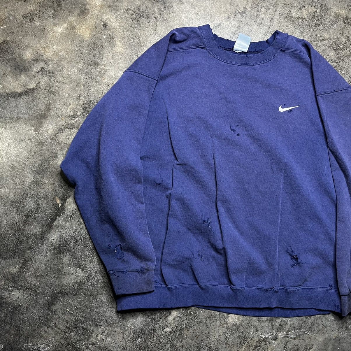 Nike × Vintage vintage 90s nike thrashed sweatshirt Size US XL / EU 56 / 4 - 1 Thumbnail