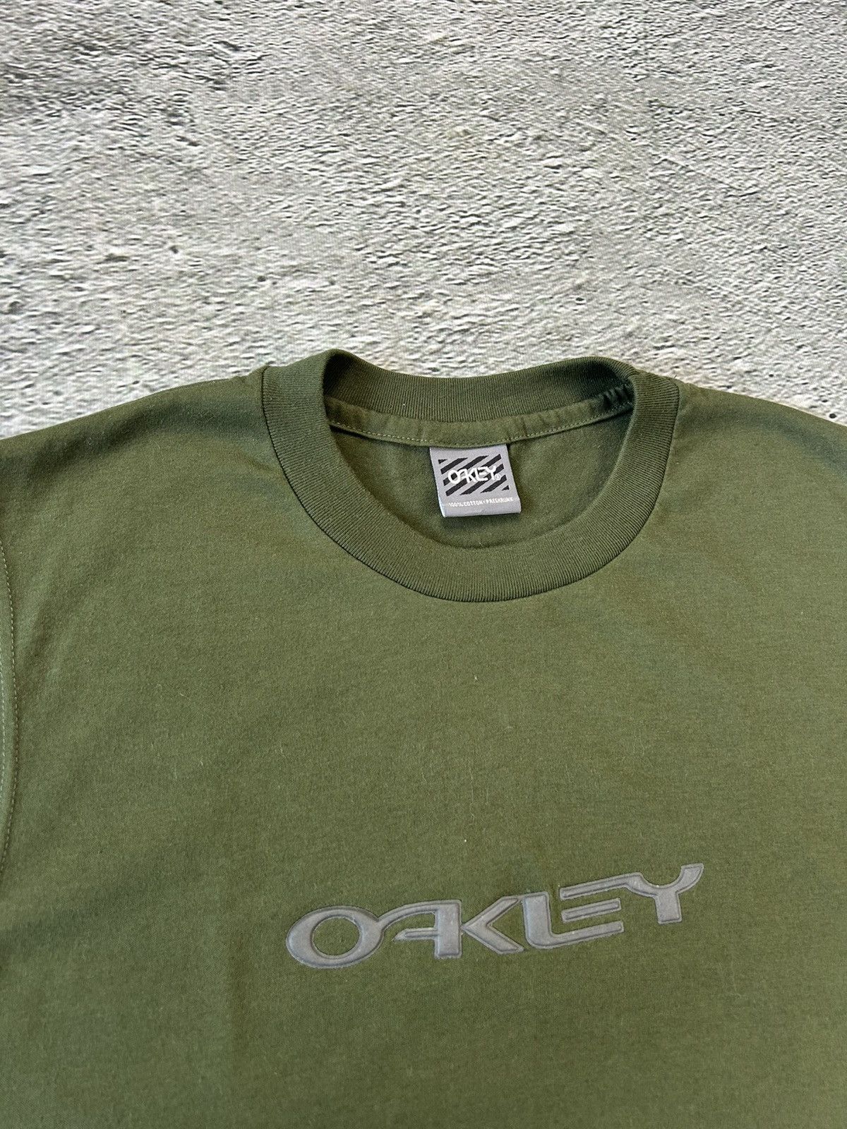 Oakley Oakley tank top khaki green big logo Y2K Size US L / EU 52-54 / 3 - 2 Thumbnail