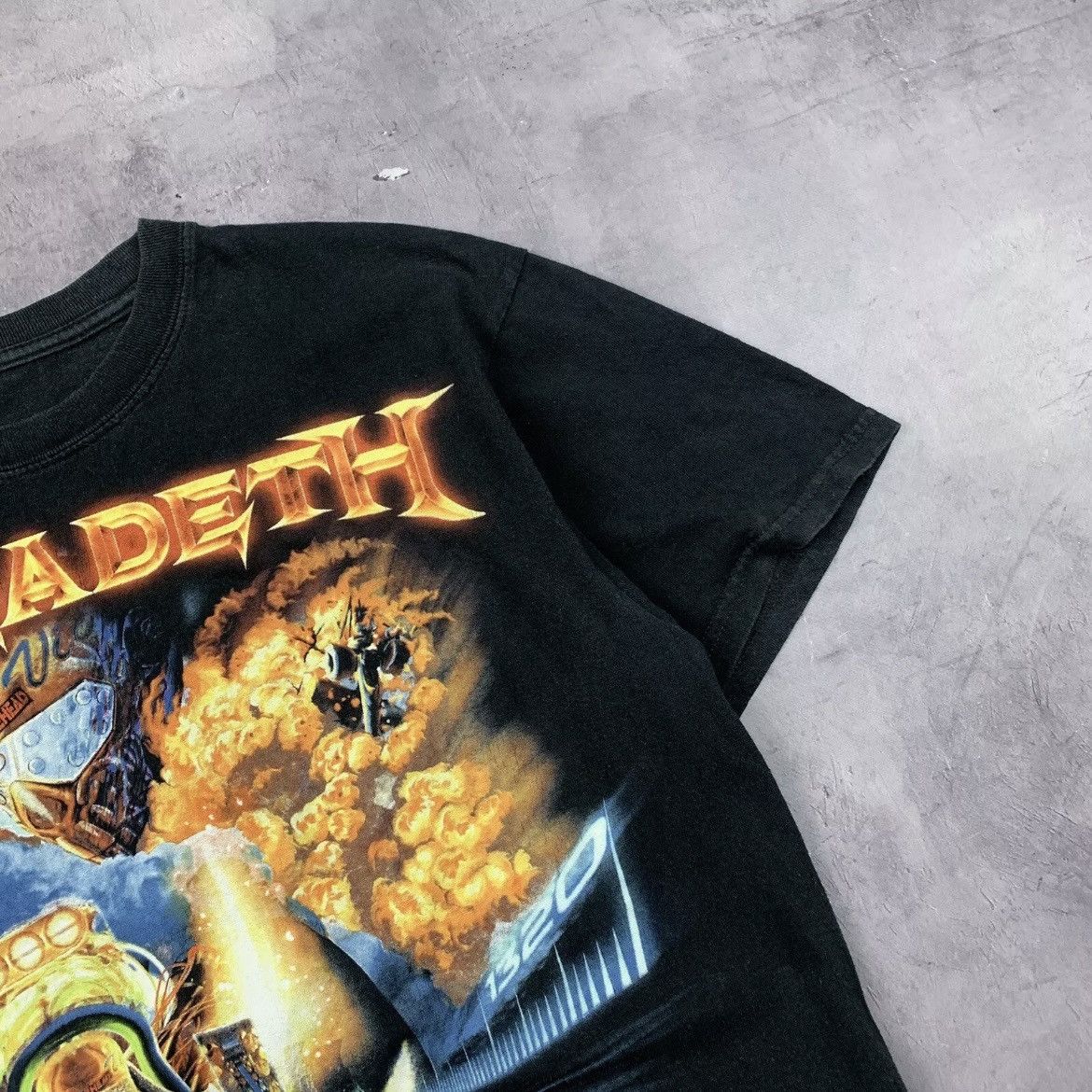 Band Tees Rare! Vintage Megadeth Battlehead Tee Big Logo 00s L Size Size US L / EU 52-54 / 3 - 5 Thumbnail