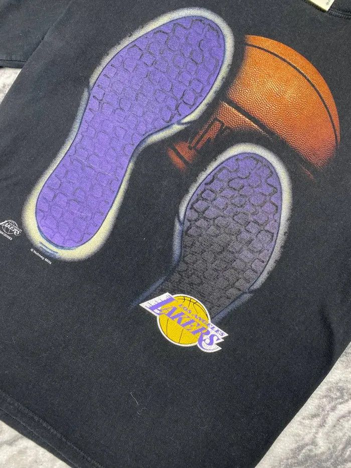 Nutmeg Nutmec Vintage Los Angeles Lakers NBA 1993 T-Shirt Size US L / EU 52-54 / 3 - 2 Thumbnail