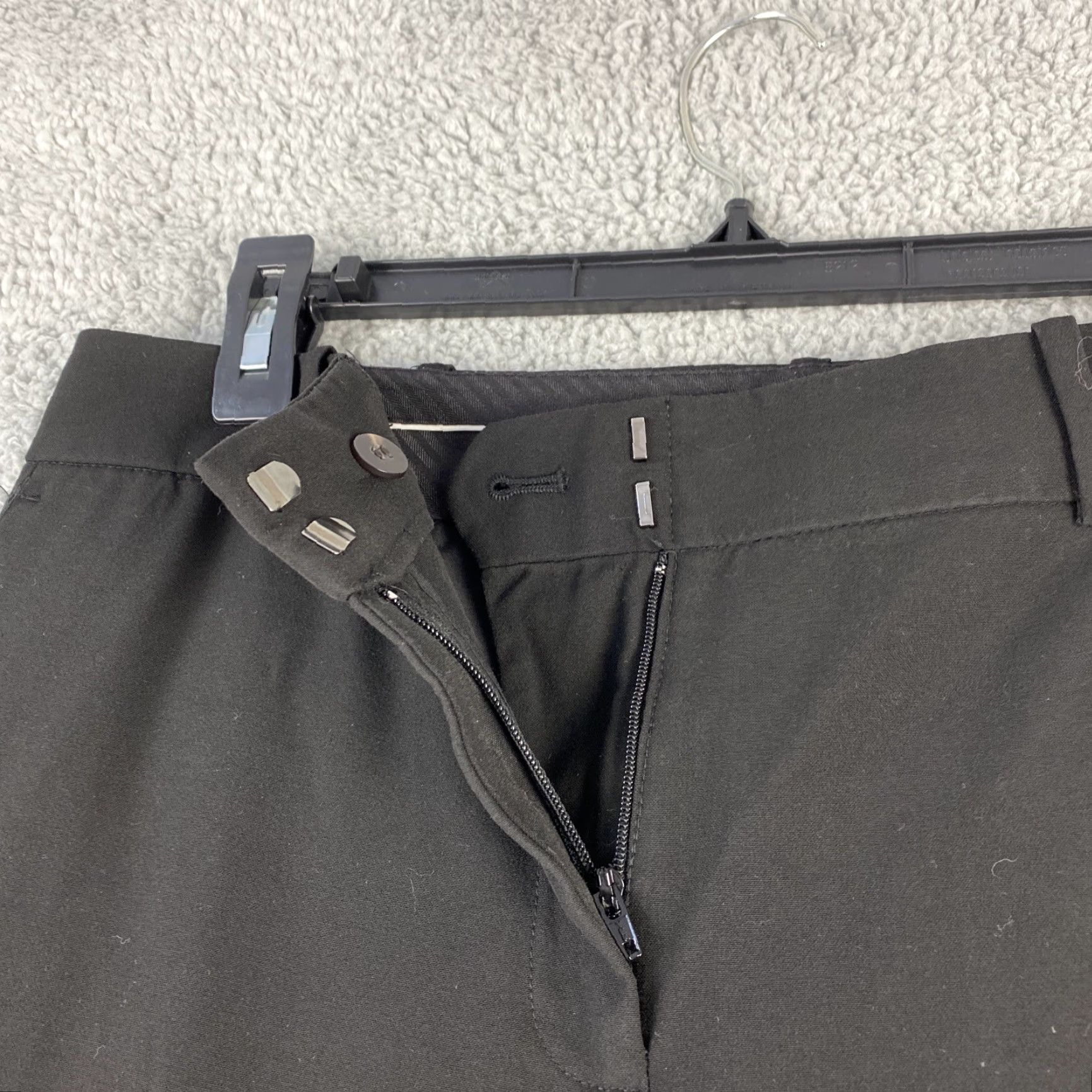 Ann Taylor Ann Taylor Dress Pants Women's Size 8 Black Mid-Rise Straight Leg Regular Fit Size 30" / US 8 / IT 44 - 4 Thumbnail