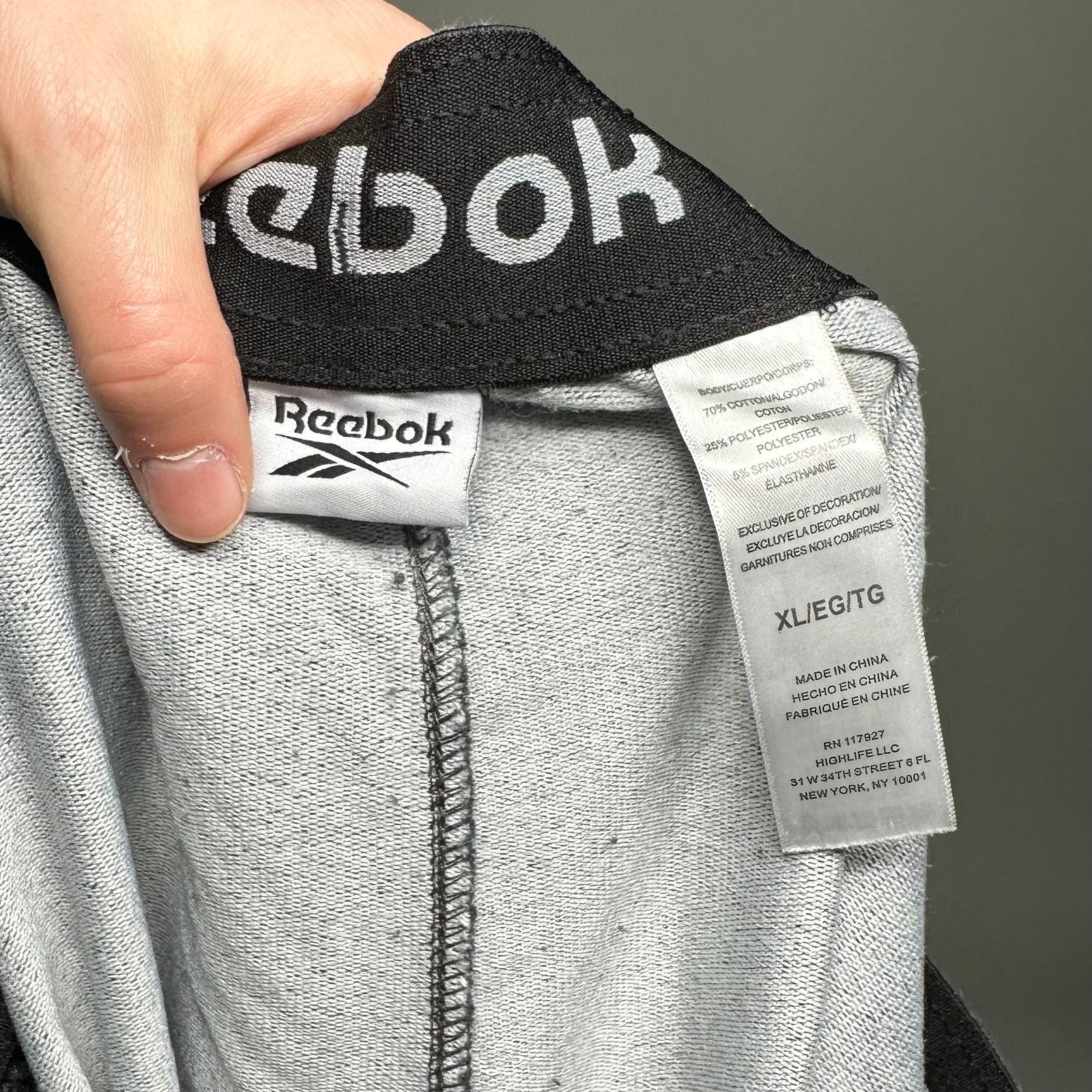 Reebok Vintage Y2K Reebok Joggers Mens XL Dark Grey Sweatpants Size US 36 / EU 52 - 4 Thumbnail