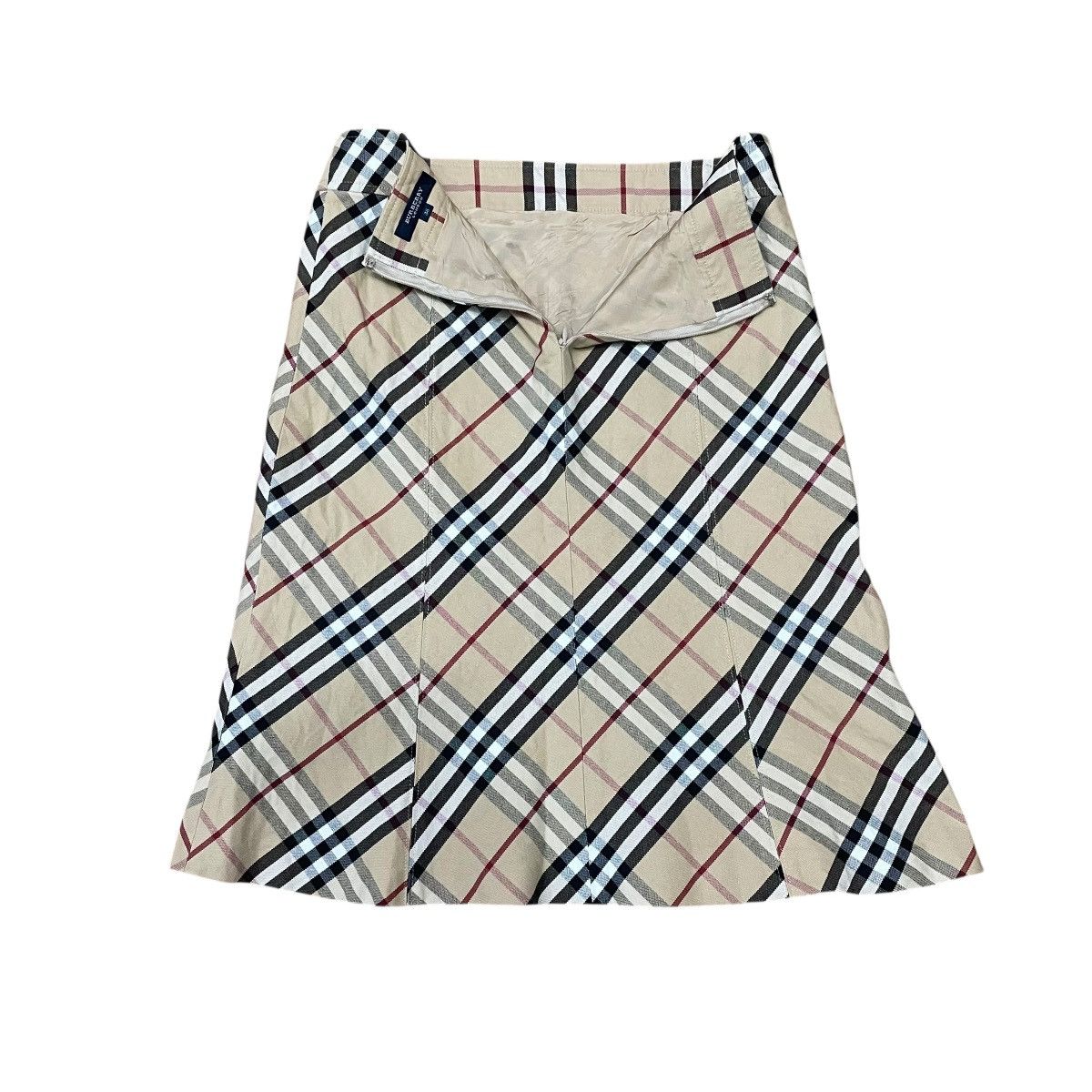 Burberry Burberry Nova Check Skirt Size 27" / US 4 / IT 40 - 2 Thumbnail