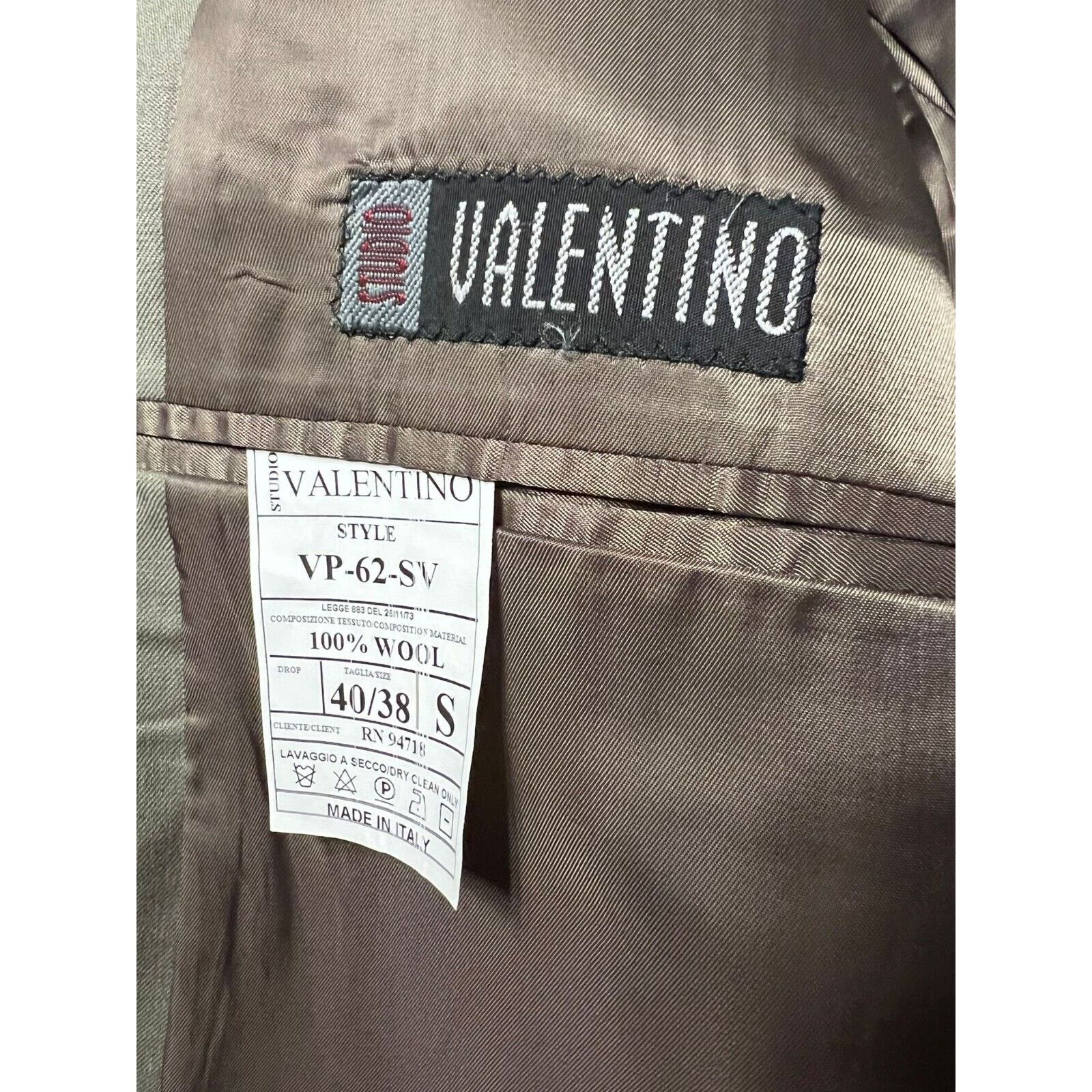 Valentino New Valentino 3 Button Blazer Size 40/38S Size US S / EU 44-46 / 1 - 5 Thumbnail