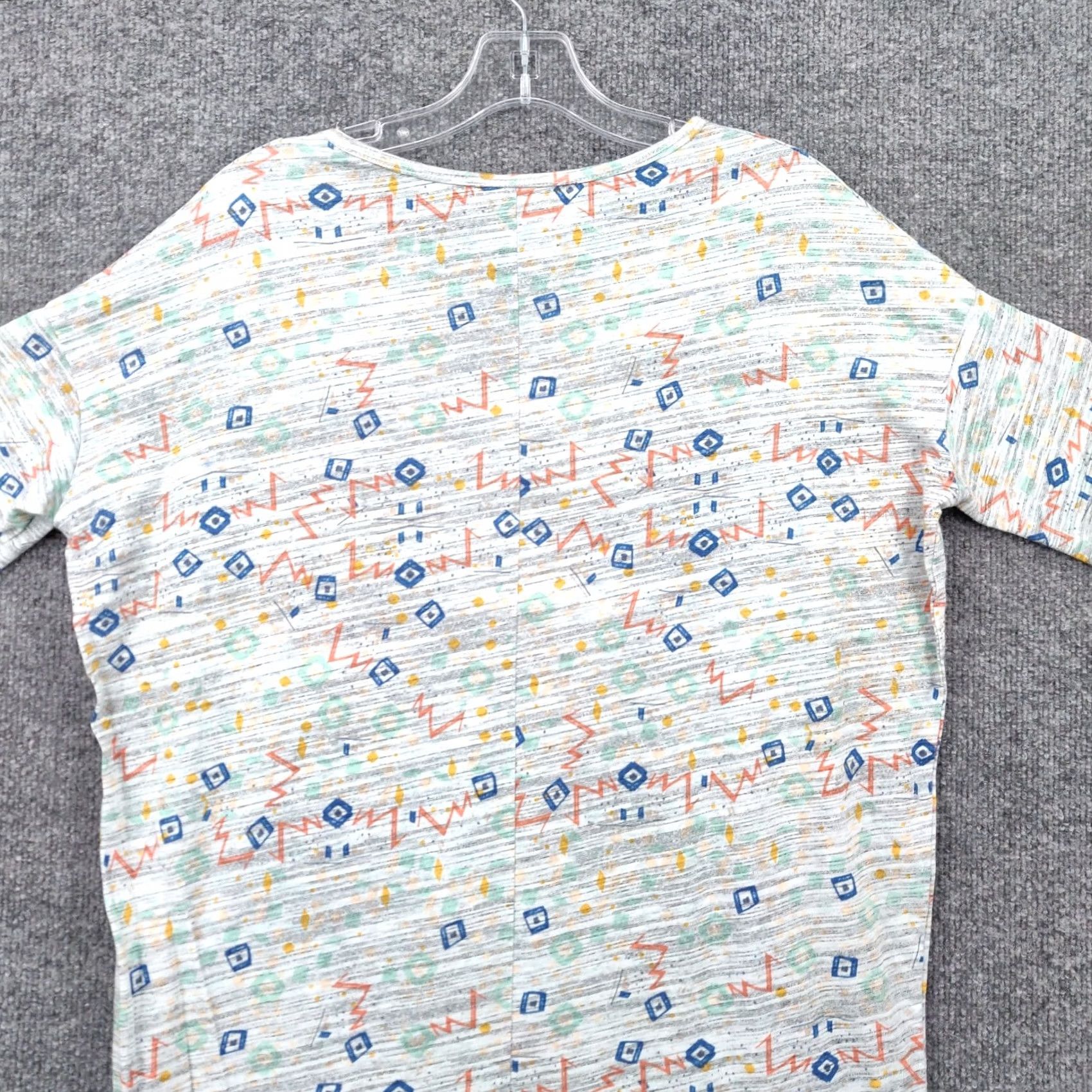 Vintage LuLaRoe T-Shirt Womens 2XS Gray Simply Comfortable Tunic Geometric Hi-Low Size XXS / US 00 / IT 34 - 4 Thumbnail