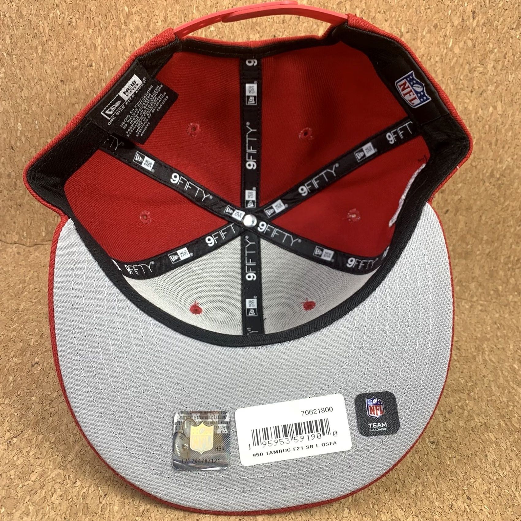New Era Tampa Bay Buccaneers New Era Super Bowl LV Hat Red 9FIFTY OS NWT Retro Script Baseball Cap Mens Size ONE SIZE - 5 Thumbnail