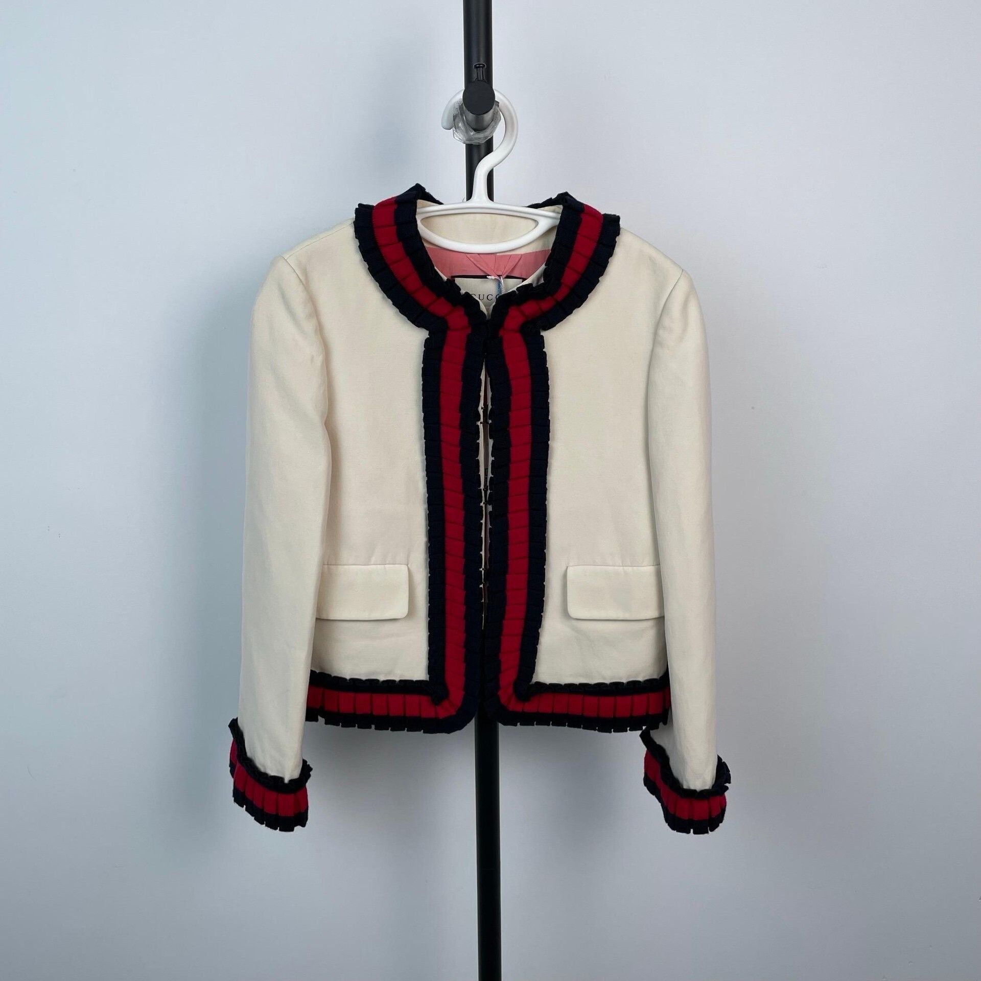 Gucci Gucci White Coat w/ Red Blue Trim Size 38 Size S / US 4 / IT 40 - 1 Thumbnail