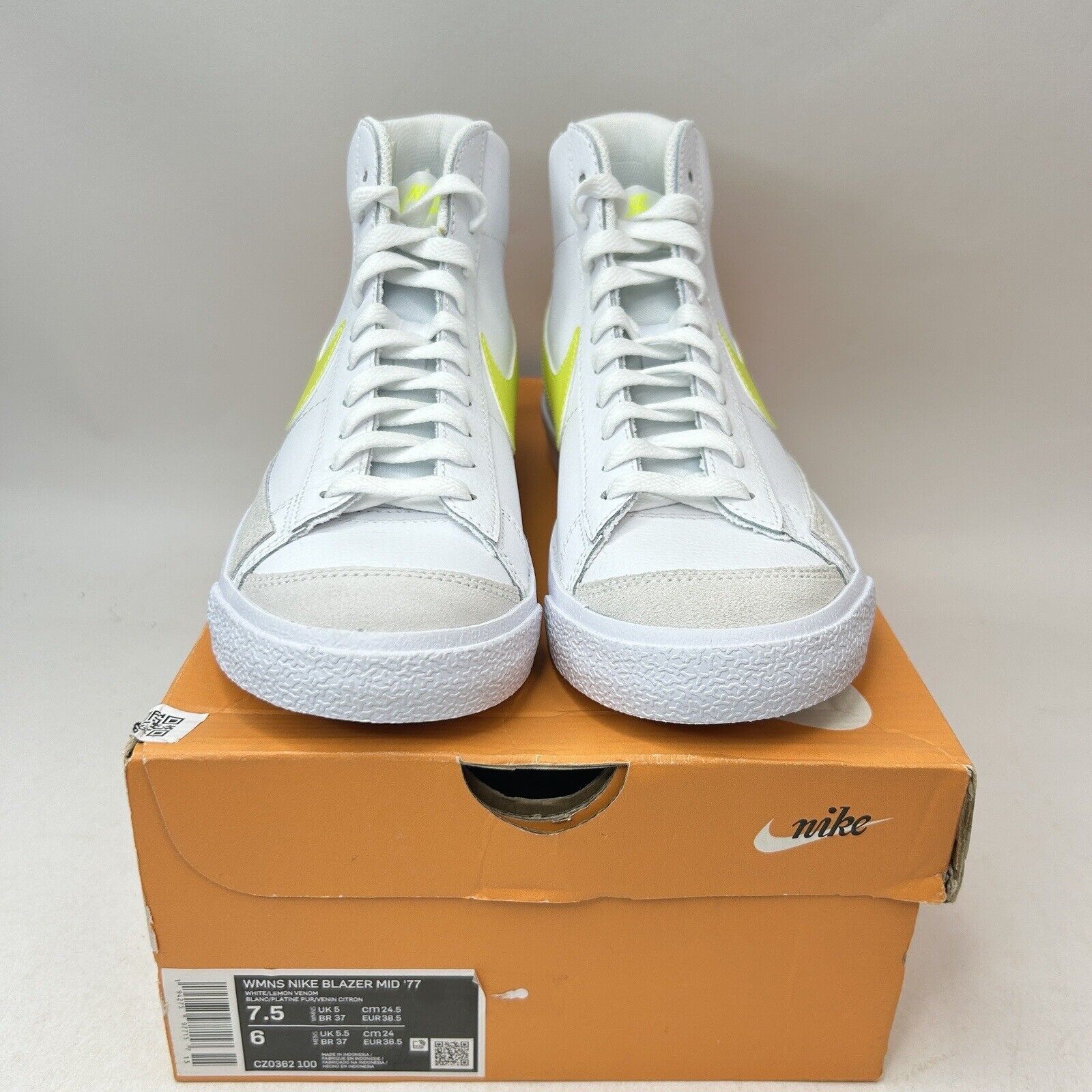 Nike Nike Blazer Mid '77 WMNS “White Lemon Venom” 2024 Size US 7.5 / IT 37.5 - 2 Thumbnail