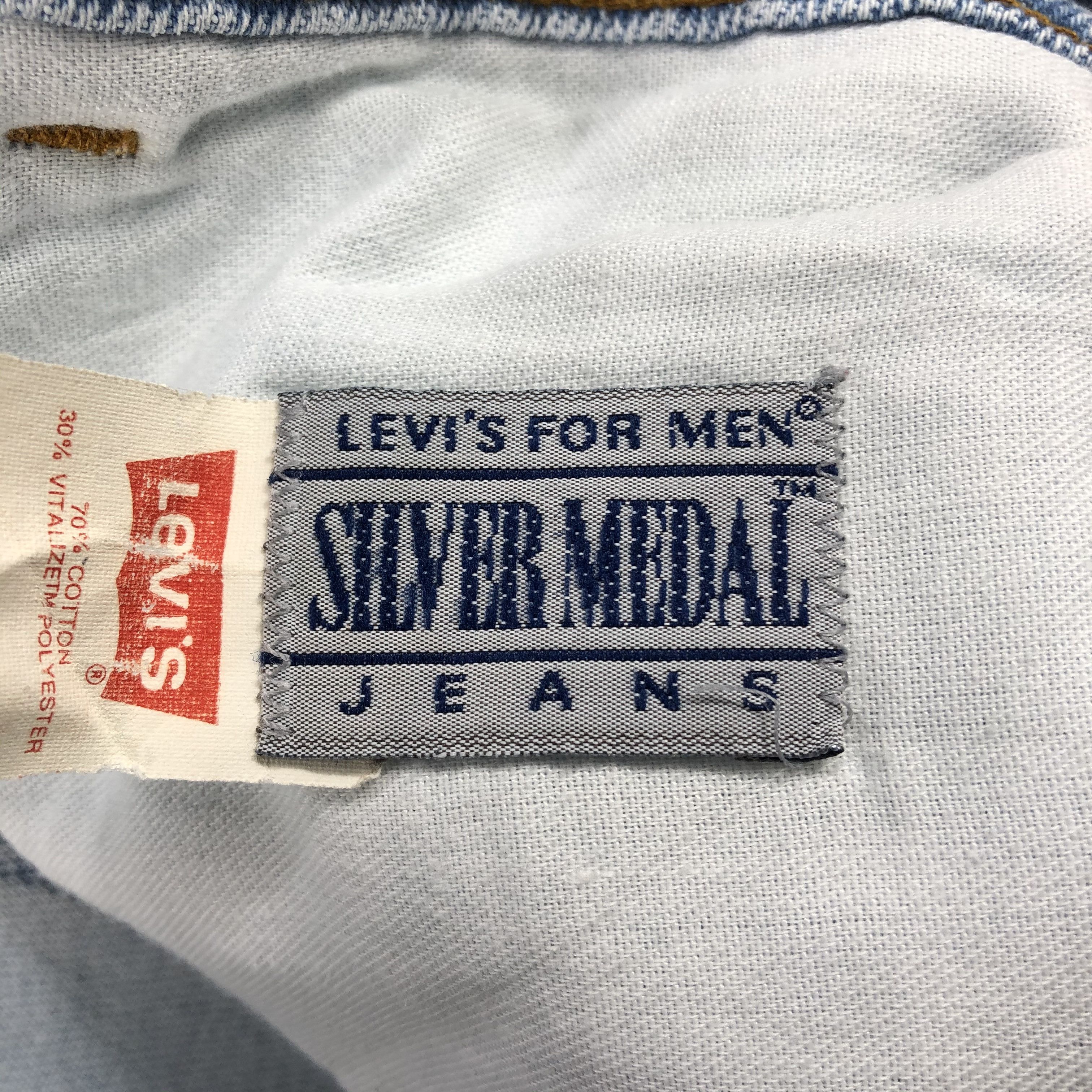 Levi's 90s Vintage Light Wash Levis Jeans-J1687 Size US 34 / EU 50 - 17 Thumbnail