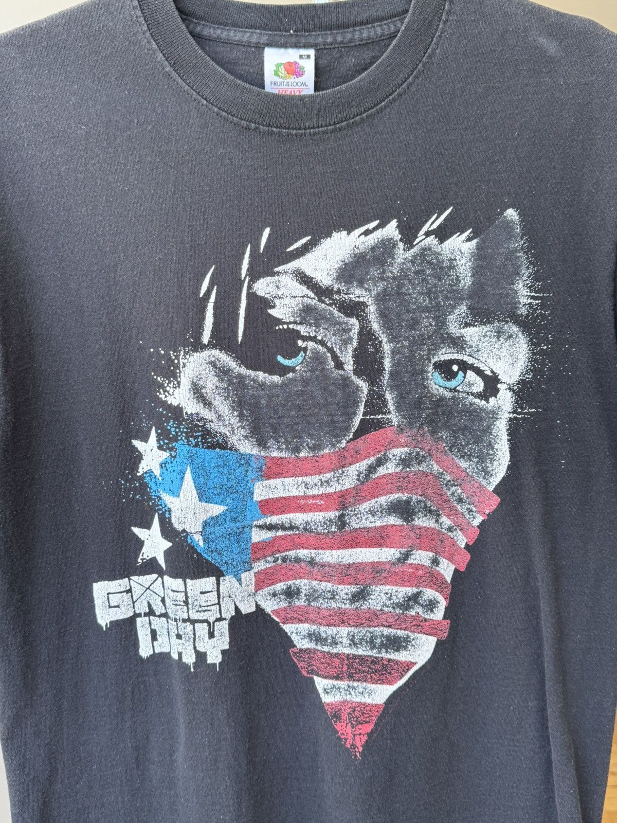 Band Tees Vintage Green Day USA Flag Guns T-Shirt Size US M / EU 48-50 / 2 - 3 Thumbnail