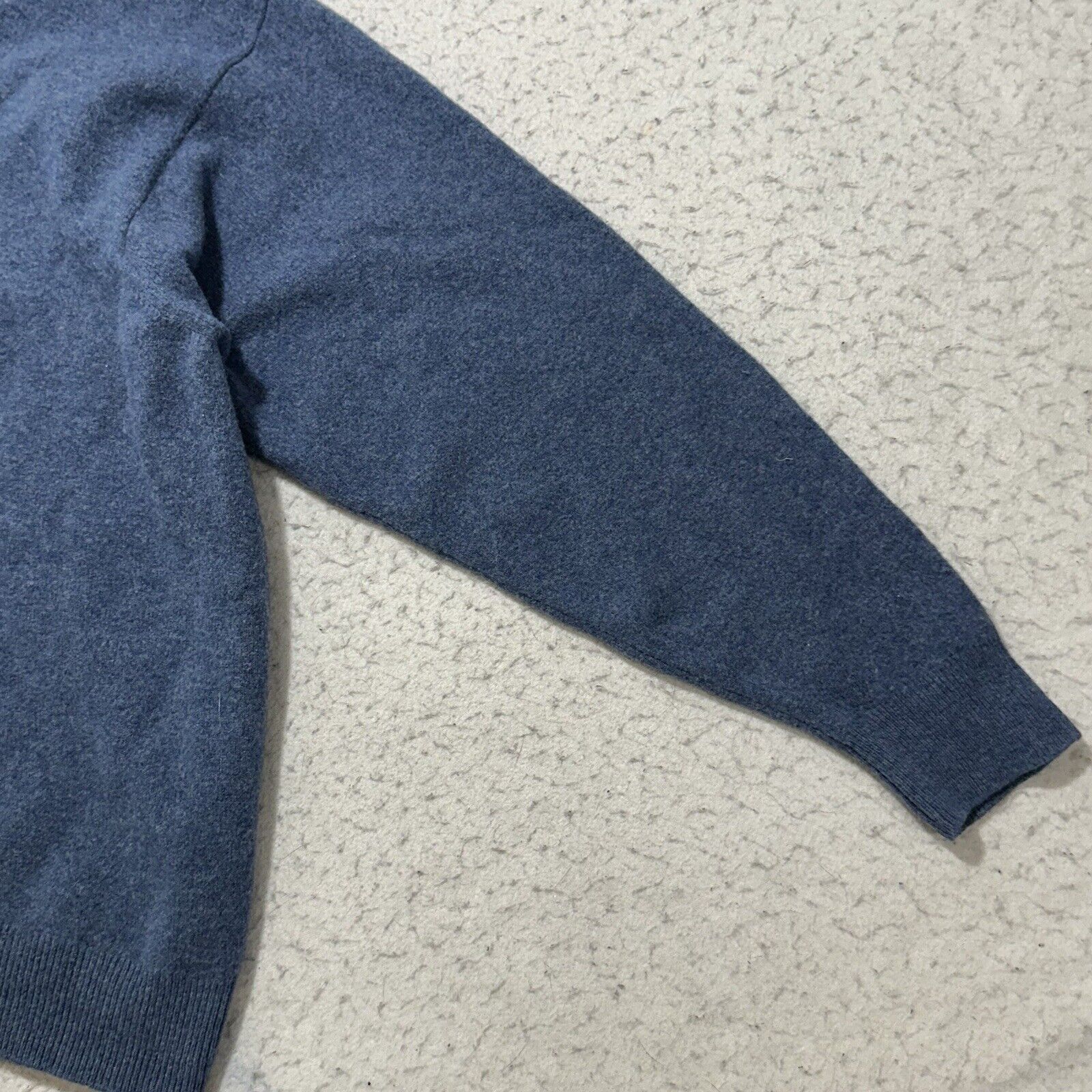 Lands' End Vintage Lands' End XL Lambwool V Neck Navy Blue Knit Sweater Size US XL / EU 56 / 4 - 6 Thumbnail