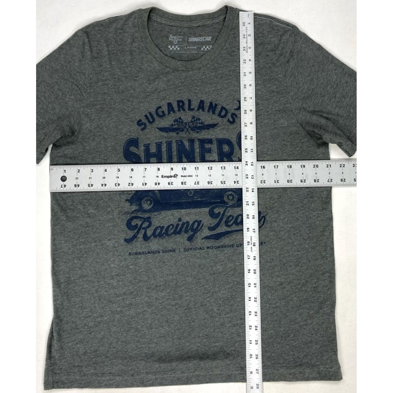 NASCAR VINTAGE Nascar Sugarlands Shiners Racing Team Graphic T-shirt Men Large Gray Moonshine Size US L / EU 52-54 / 3 - 6 Thumbnail