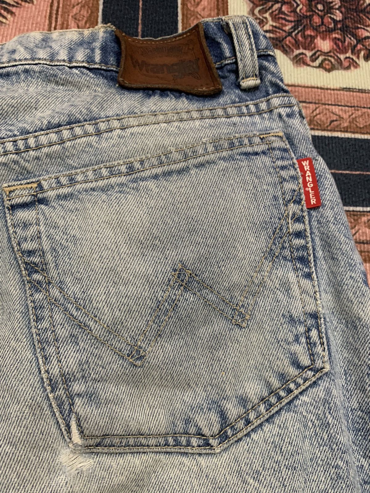 Wrangler Vintage Wrangler Distressed Denim Size US 33 - 10 Thumbnail