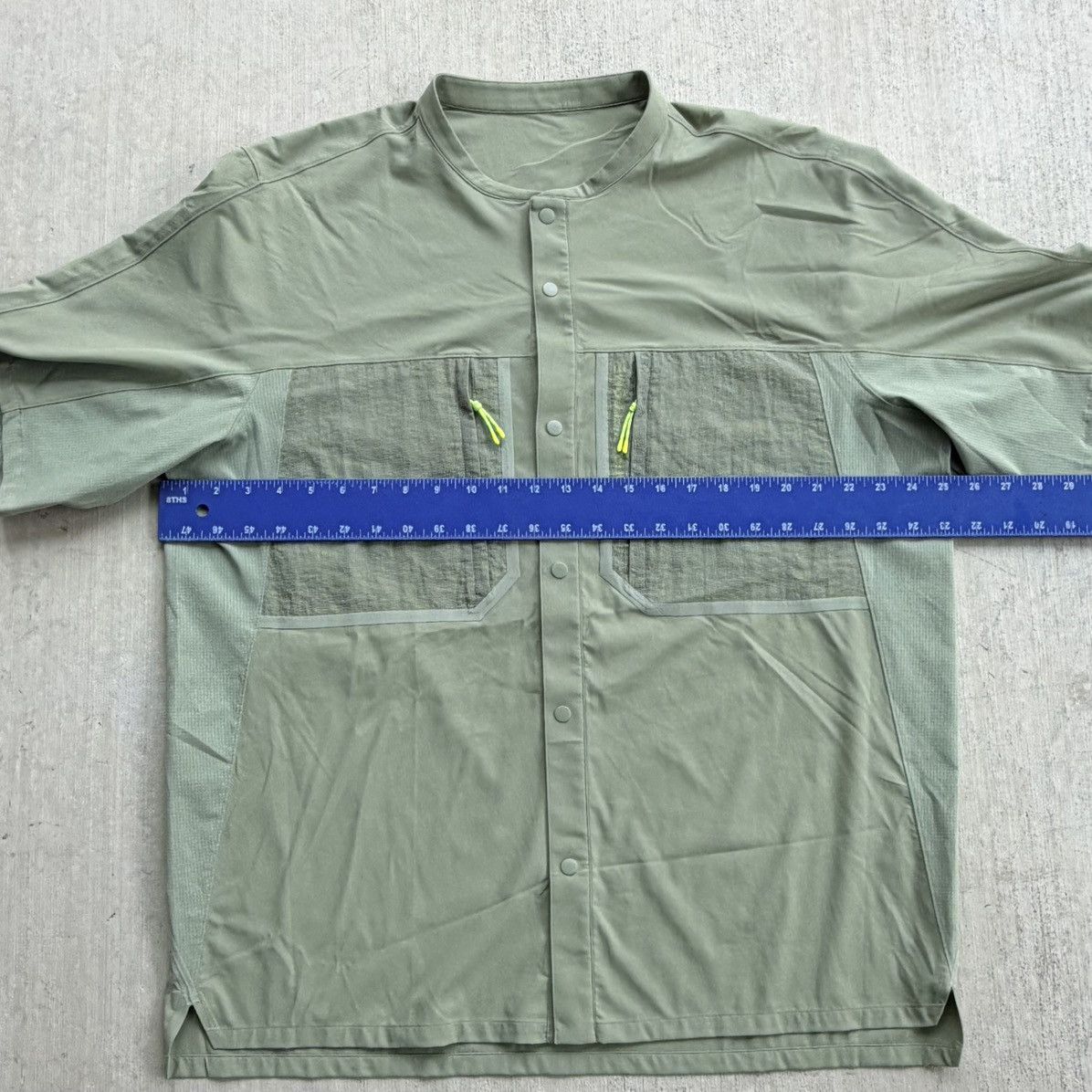 Lululemon Lululemon Water Repellent Hiking Shirt Men Size 2XL Blade Size US XXL / EU 58 / 5 - 6 Thumbnail