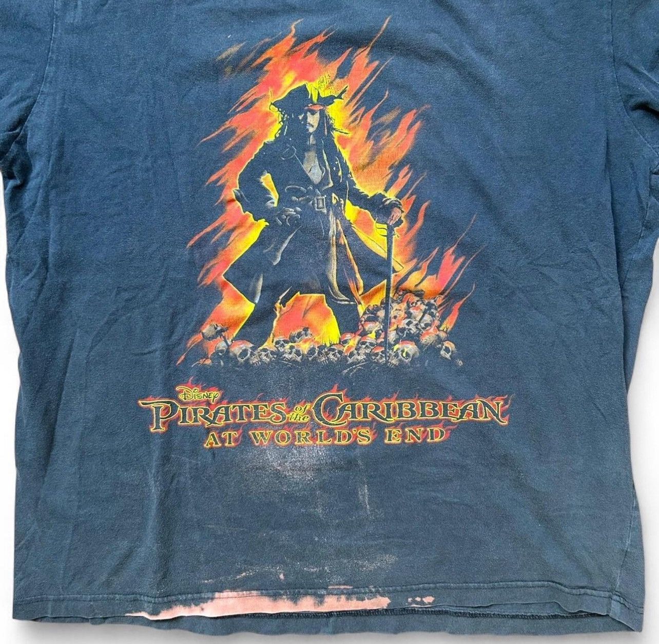 Vintage Pirates of the Caribbean Vintage T Size US L / EU 52-54 / 3 - 2 Thumbnail