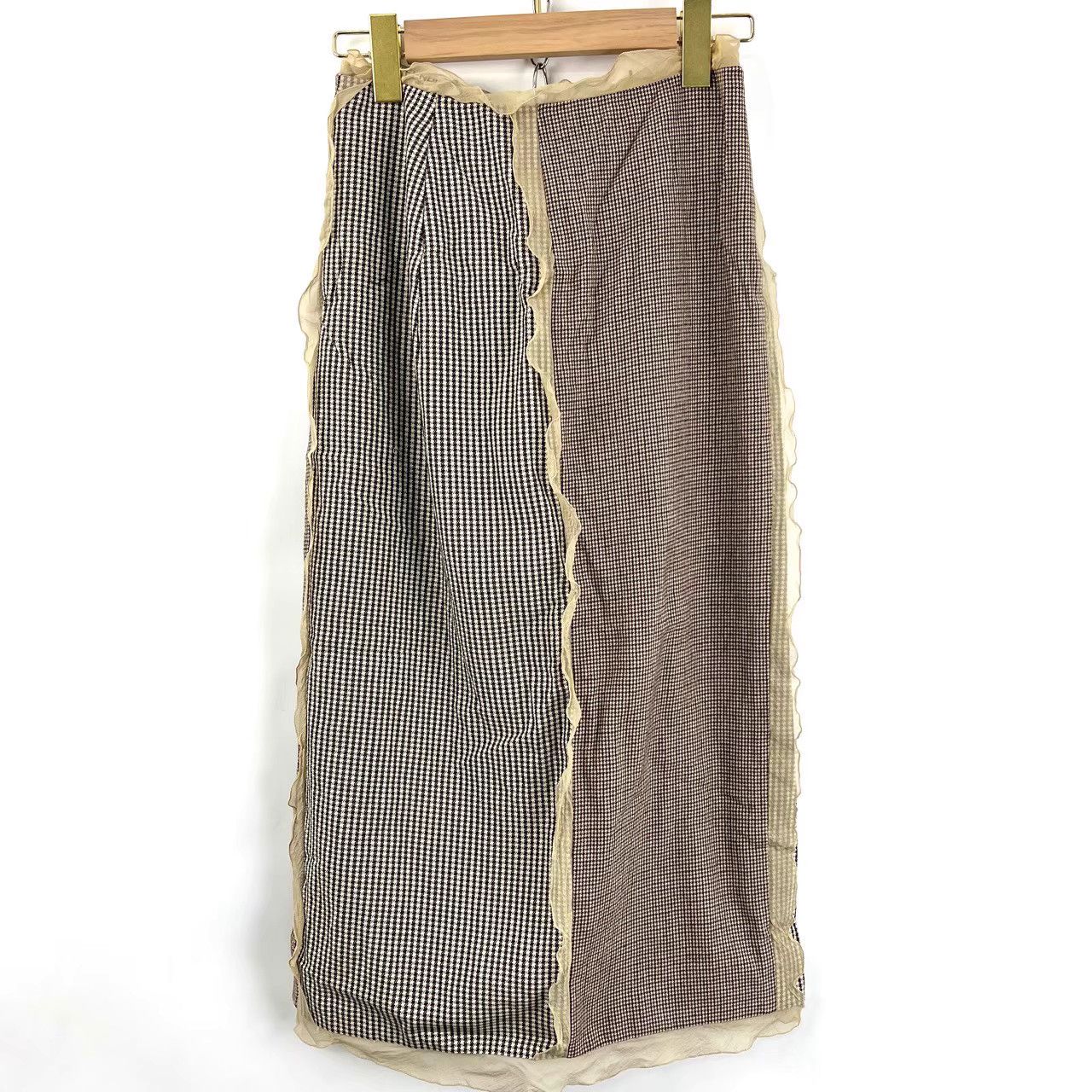 Fendi Fendi Three-Dimensional Lace Trim Plaid Skirt K12 Size 26" / US 2 / IT 38 - 1 Thumbnail
