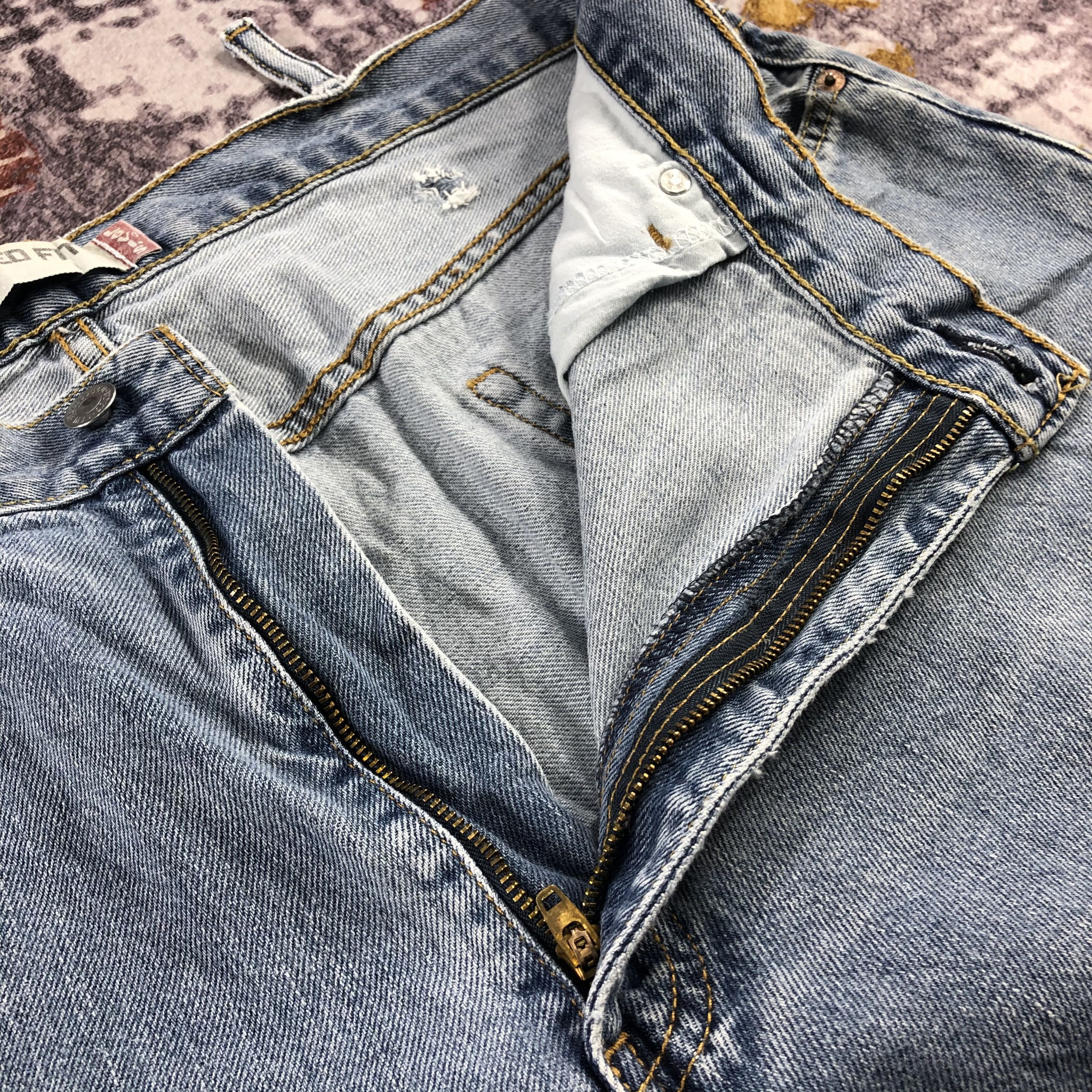 Levi's × Vintage Vintage Blue Wash Levis 550 Jeans-JM2876 Size US 39 - 9 Thumbnail