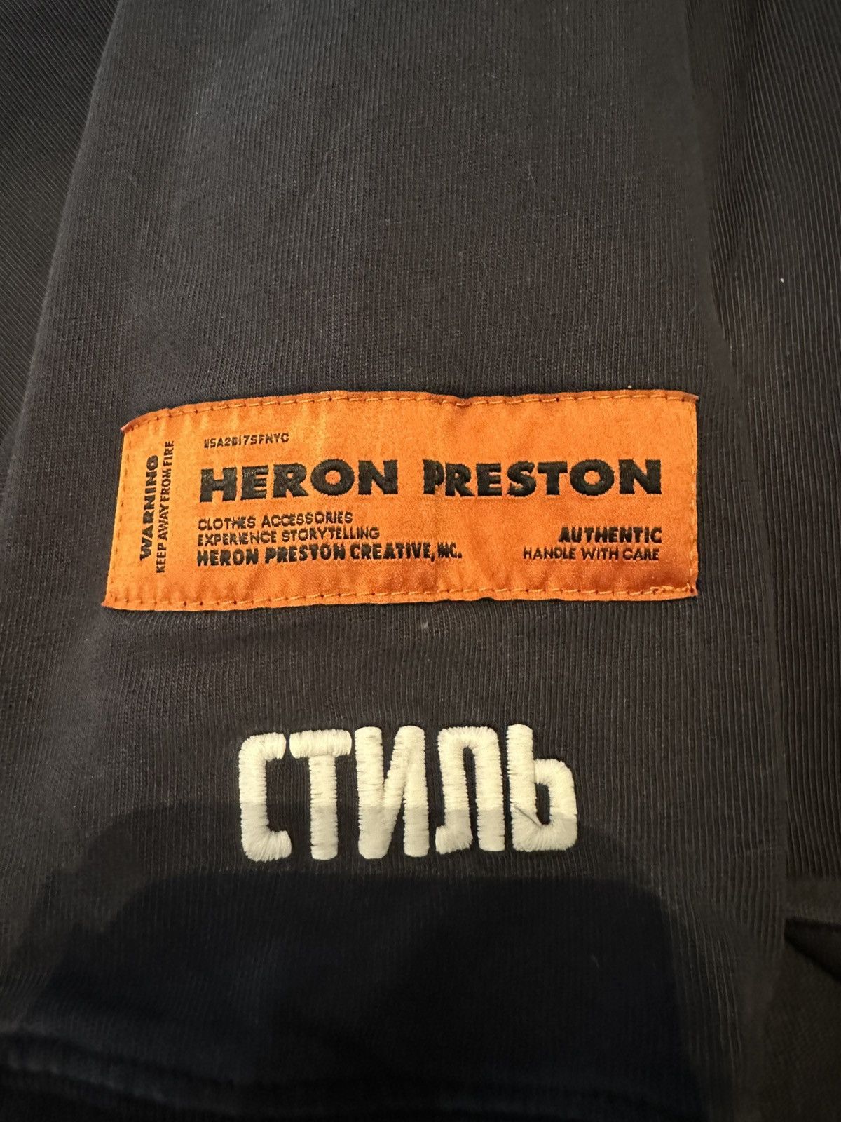 Heron Preston Heron Preston neck logo long sleeve Size US S / EU 44-46 / 1 - 4 Thumbnail
