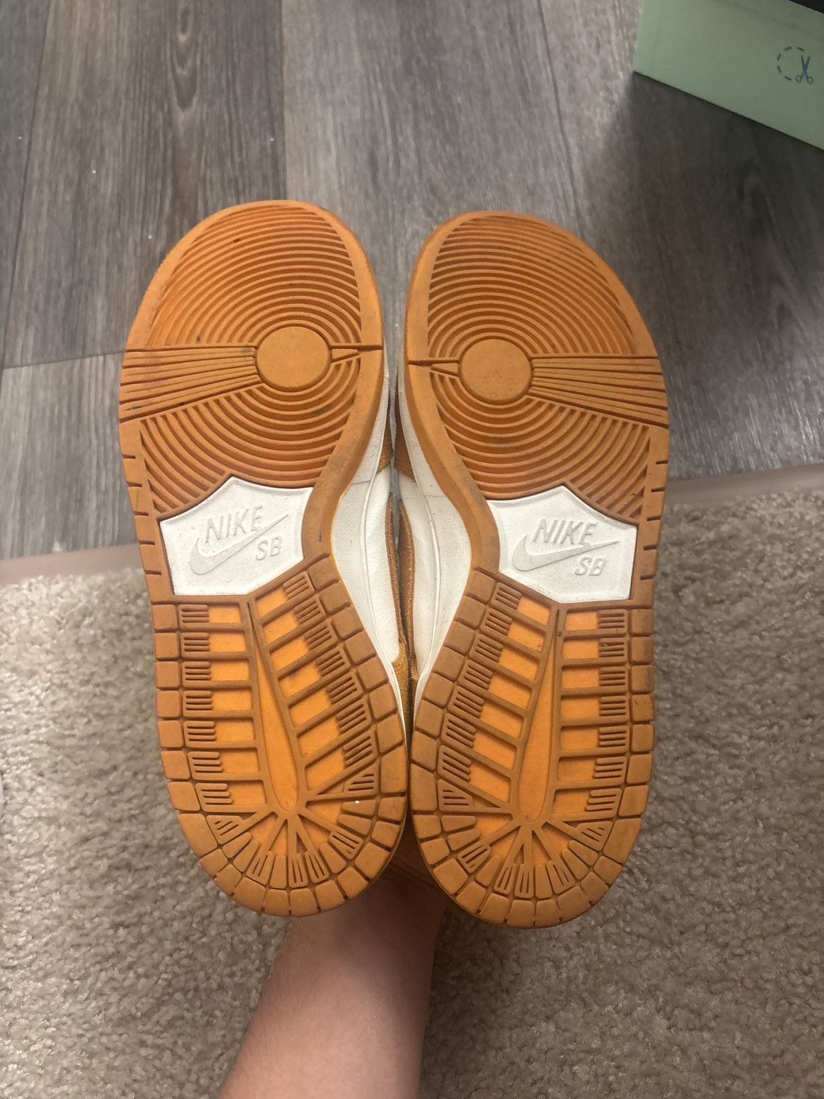 Nike SB Nike Sb dunk low “circuit orange” 10.5 Size US 10.5 / EU 43-44 - 5 Thumbnail