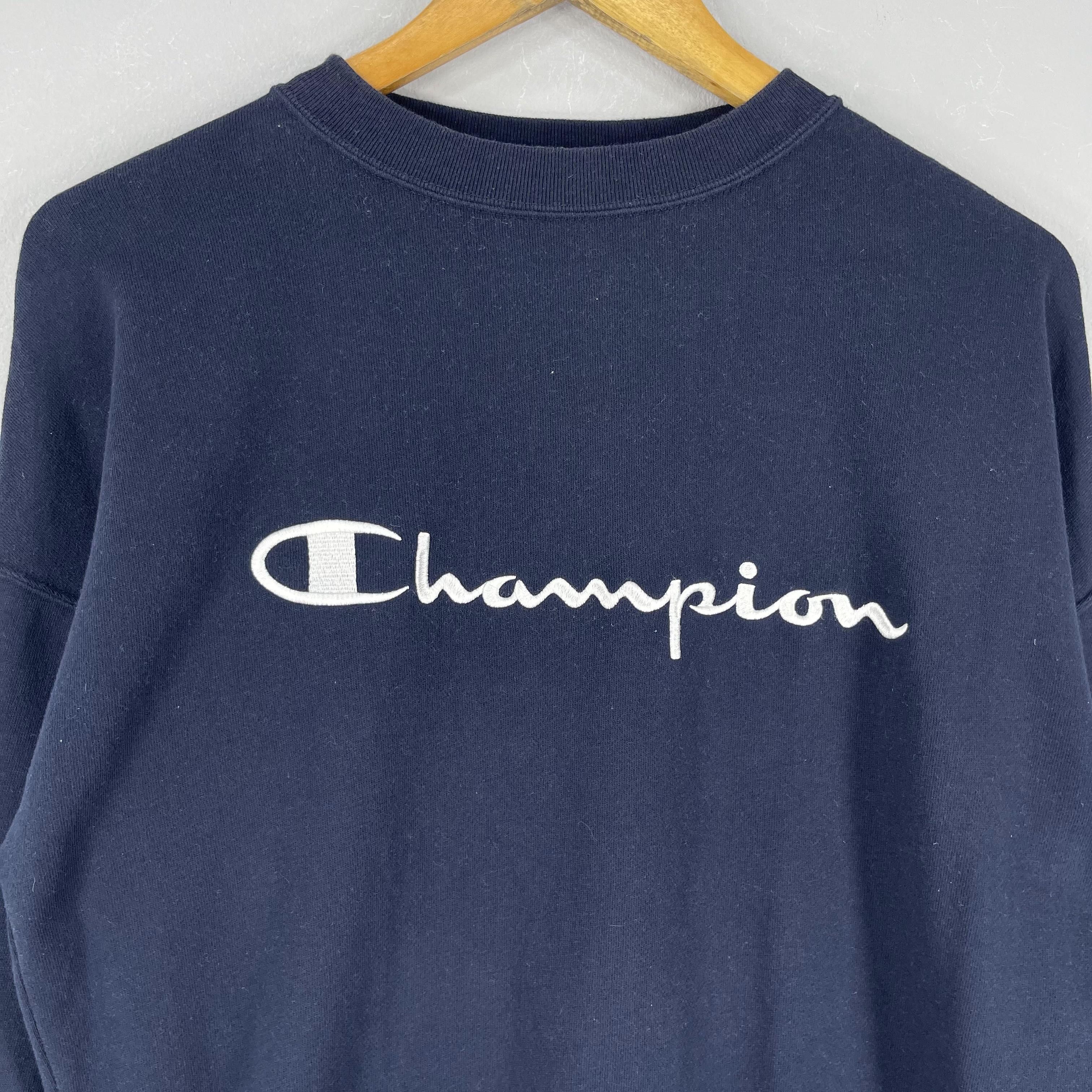 Champion Vintage CHAMPION Crop Top Spellout Embroidery Sweater Size M / US 6-8 / IT 42-44 - 2 Thumbnail