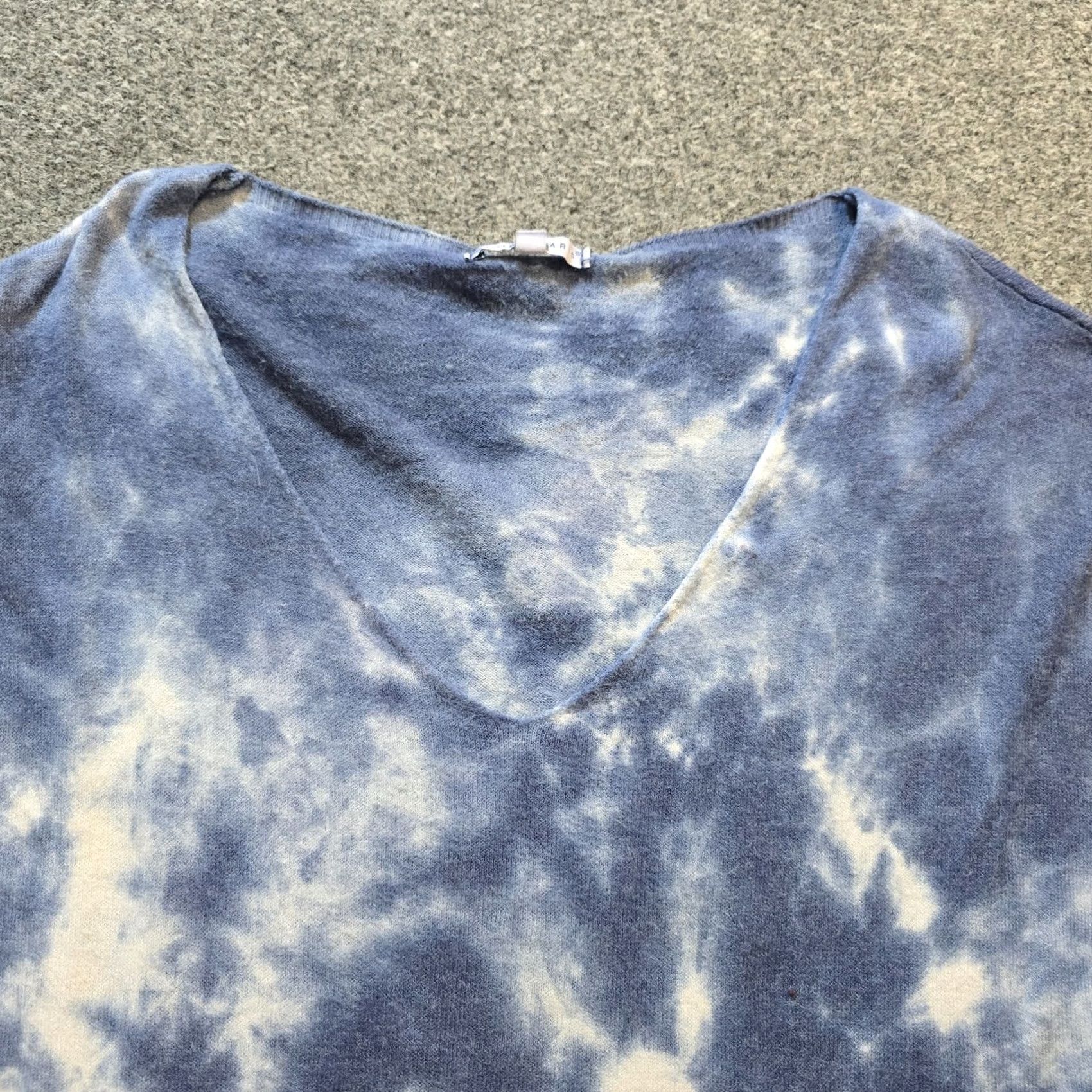 Vintage Tempo Paris Sweater Womens Large Blue Tie Dye Long Sleeve V Neck Casual Pullover Knit Top Size L / US 10 / IT 46 - 2 Thumbnail